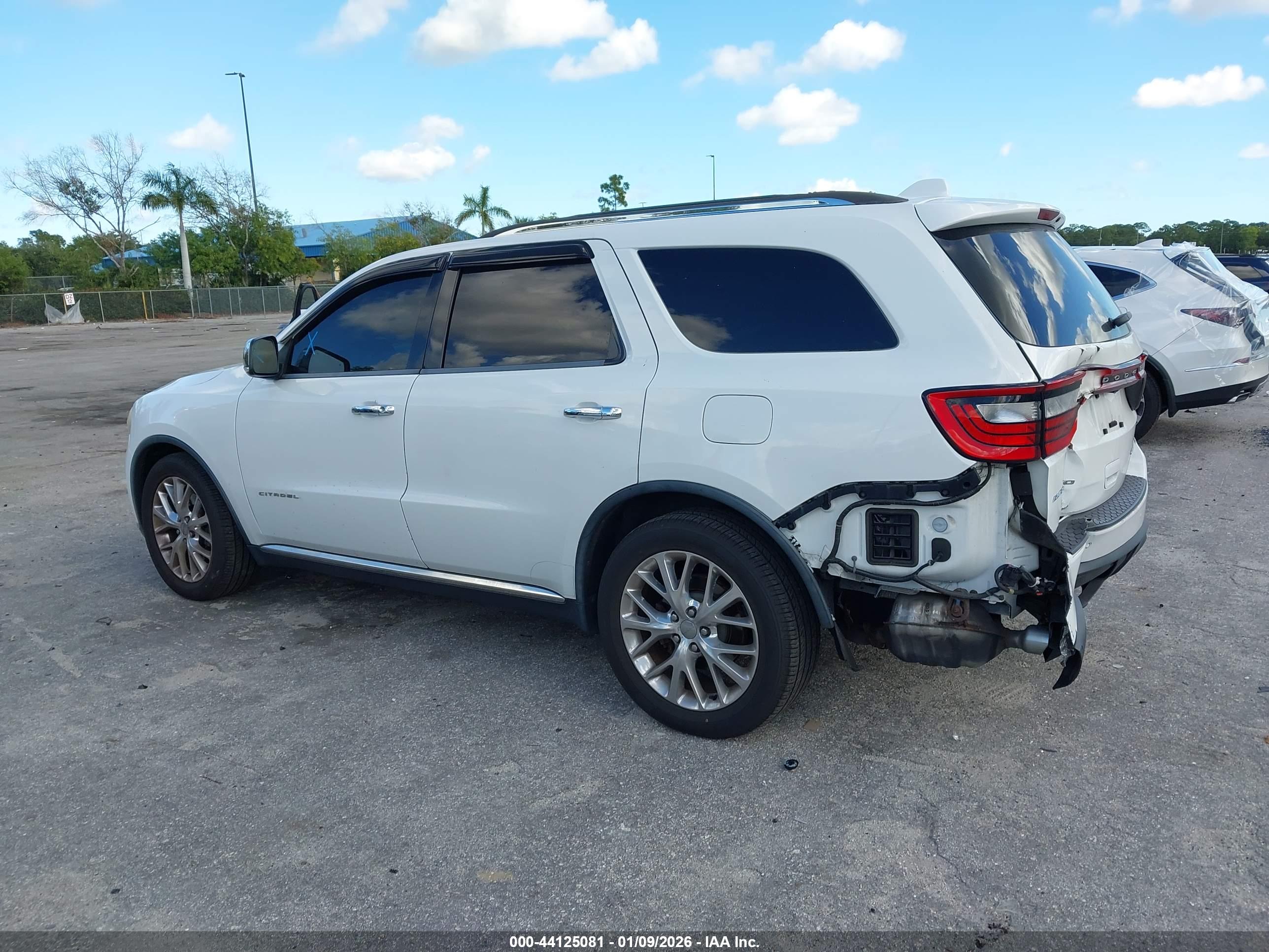 DODGE DURANGO image 3
