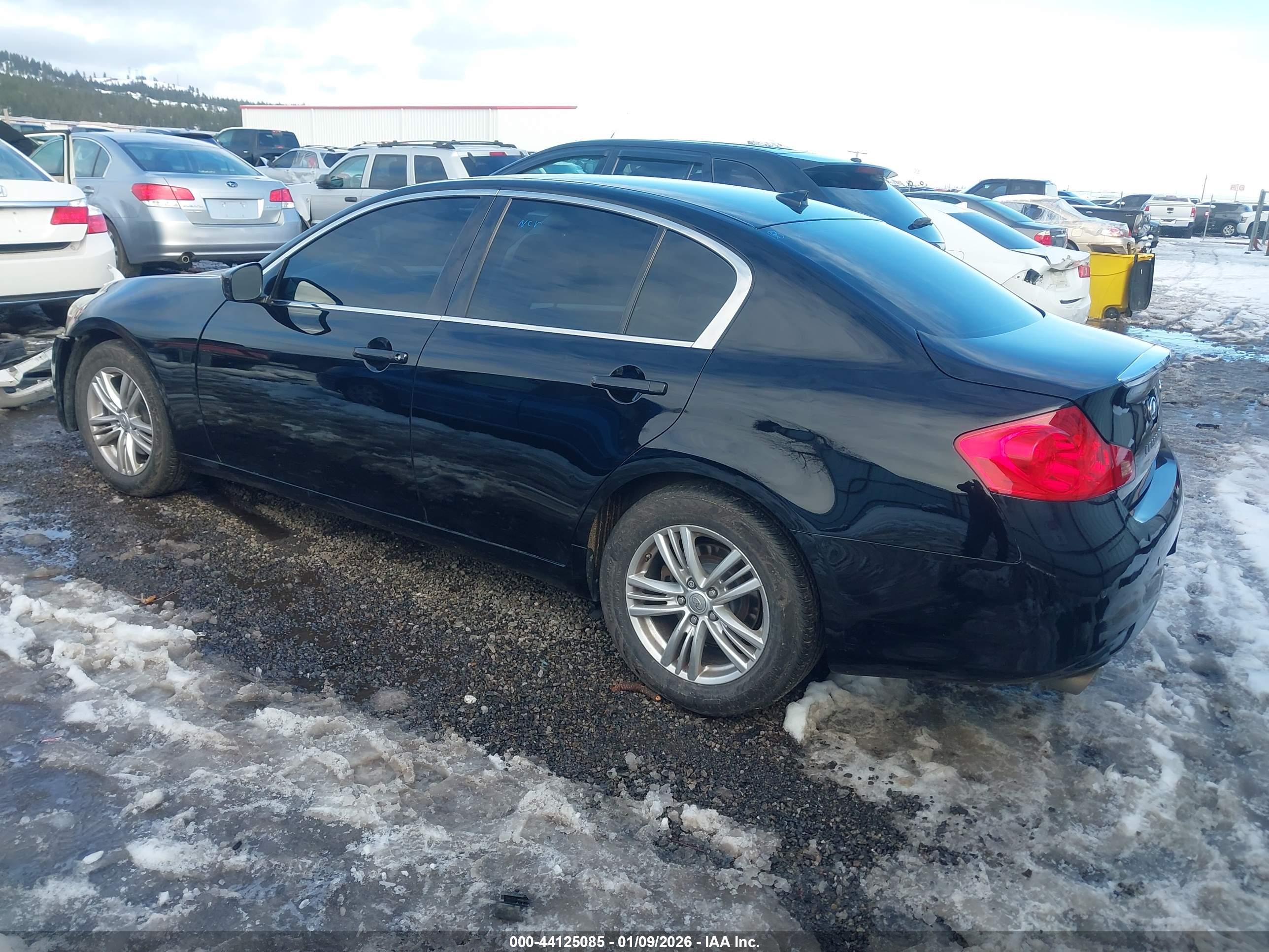 INFINITI G37X image 3