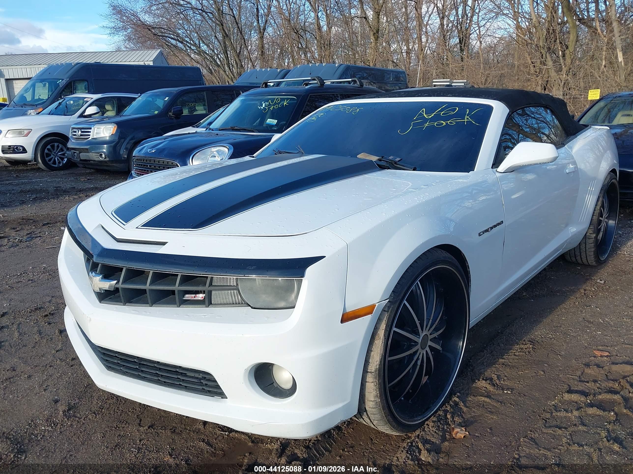 CHEVROLET CAMARO image 2