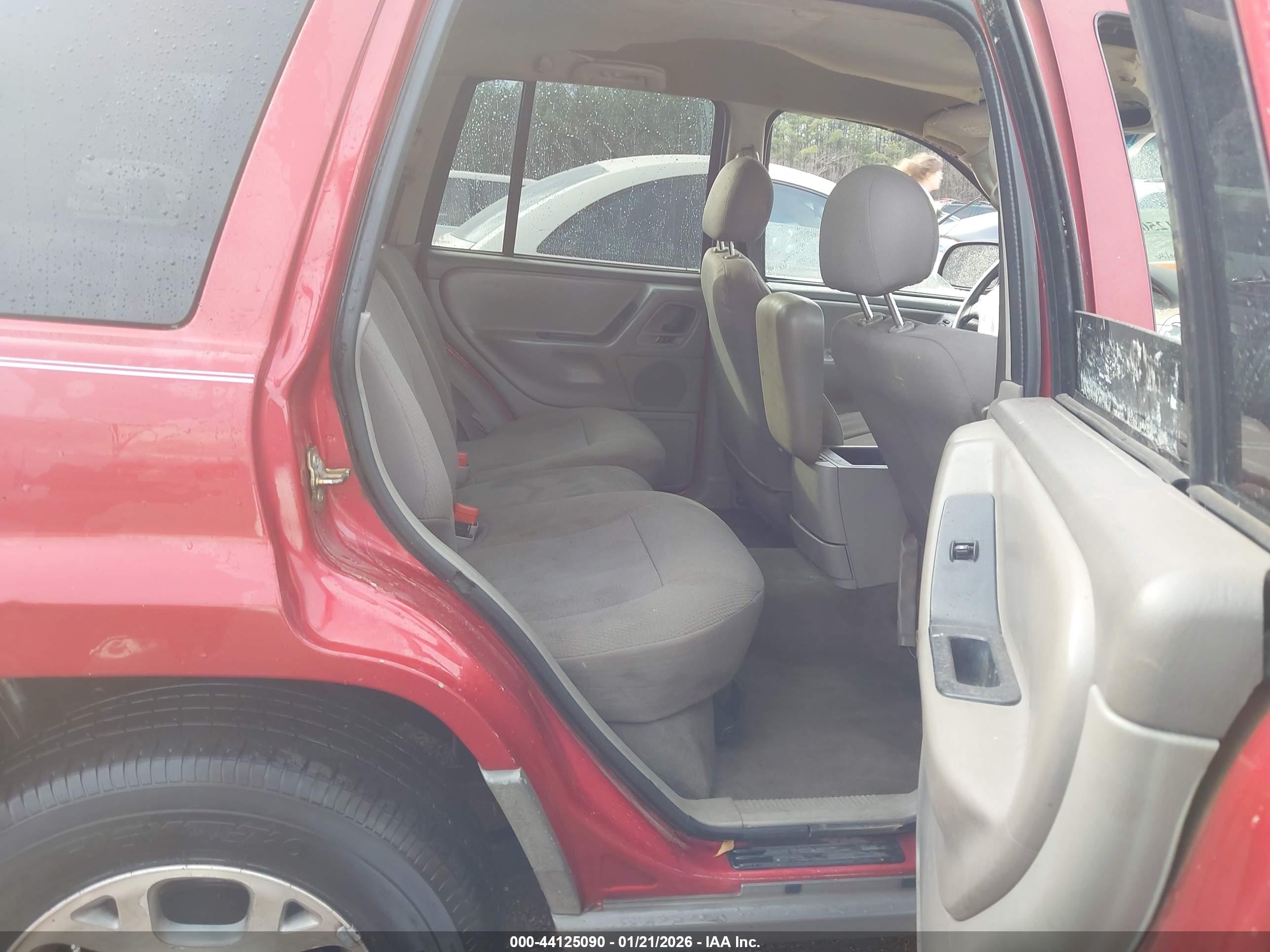 JEEP GRAND image 8