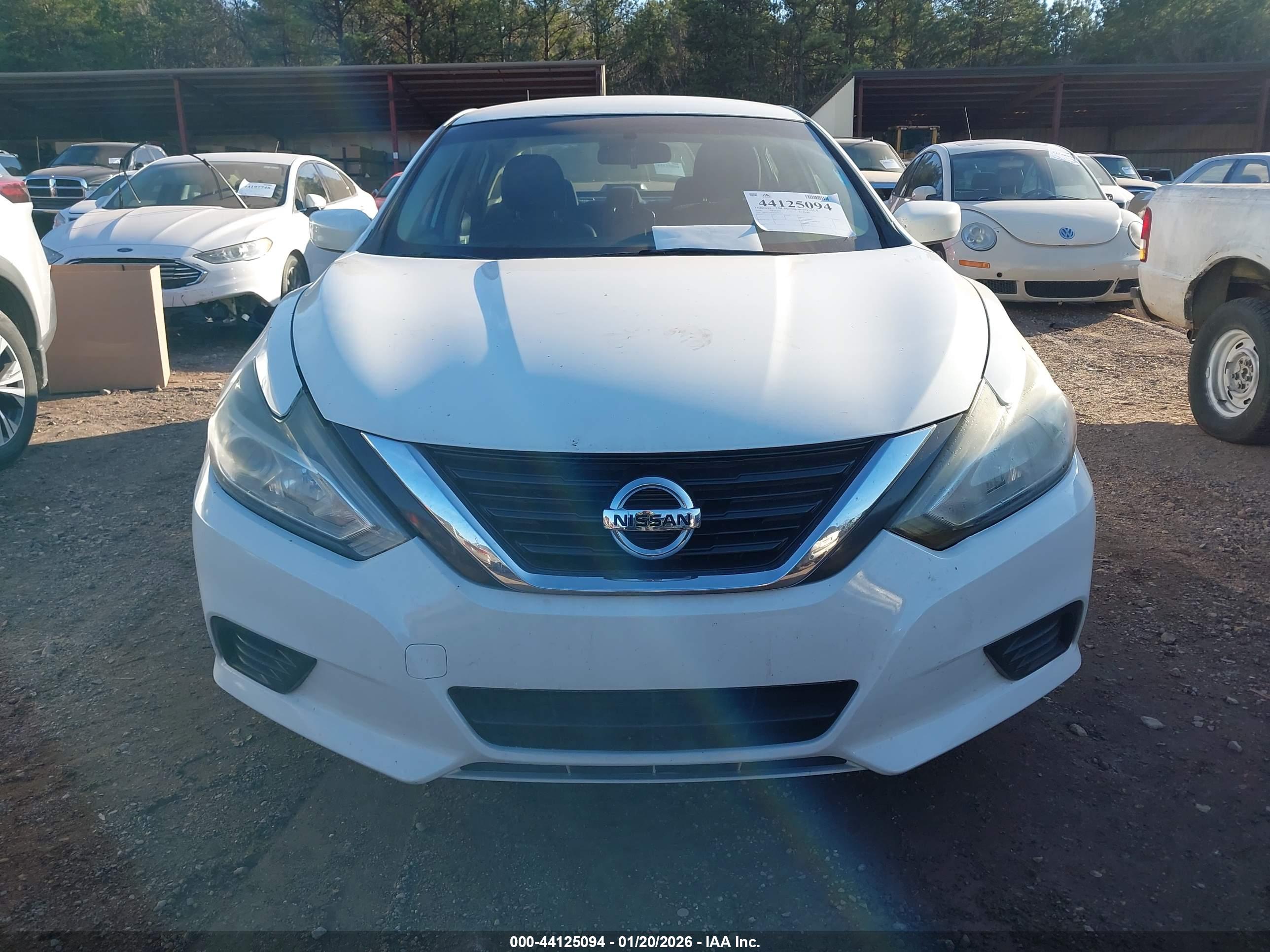 NISSAN ALTIMA image 6