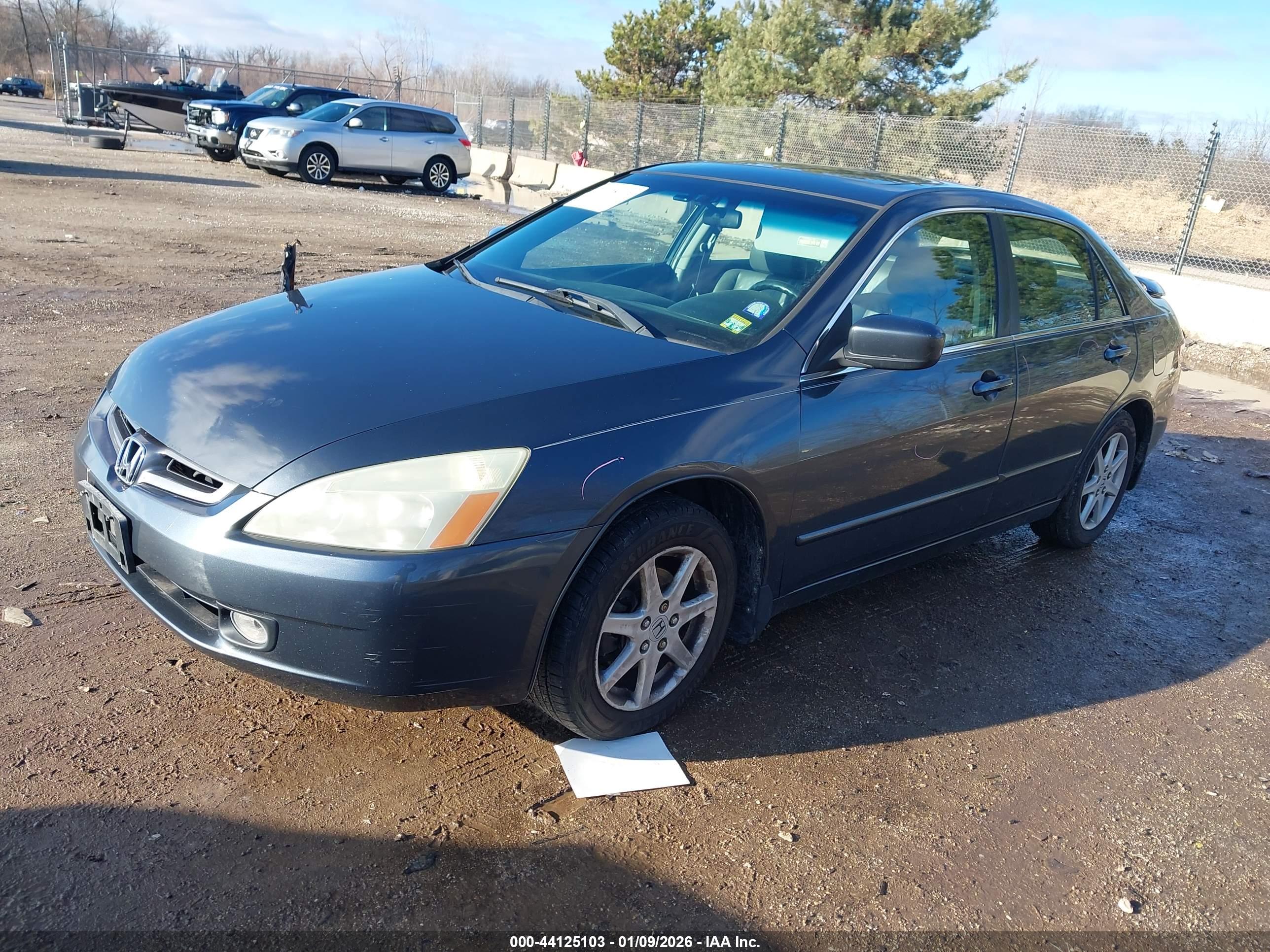 HONDA ACCORD image 2