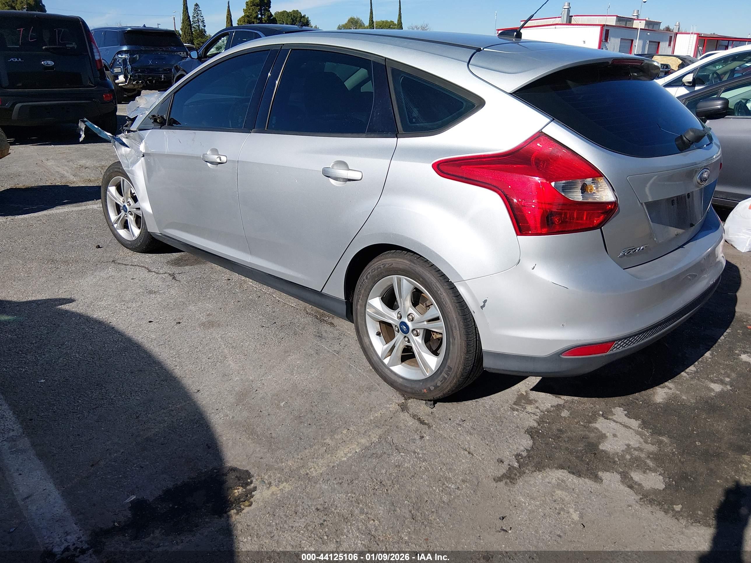 FORD FOCUS image 3