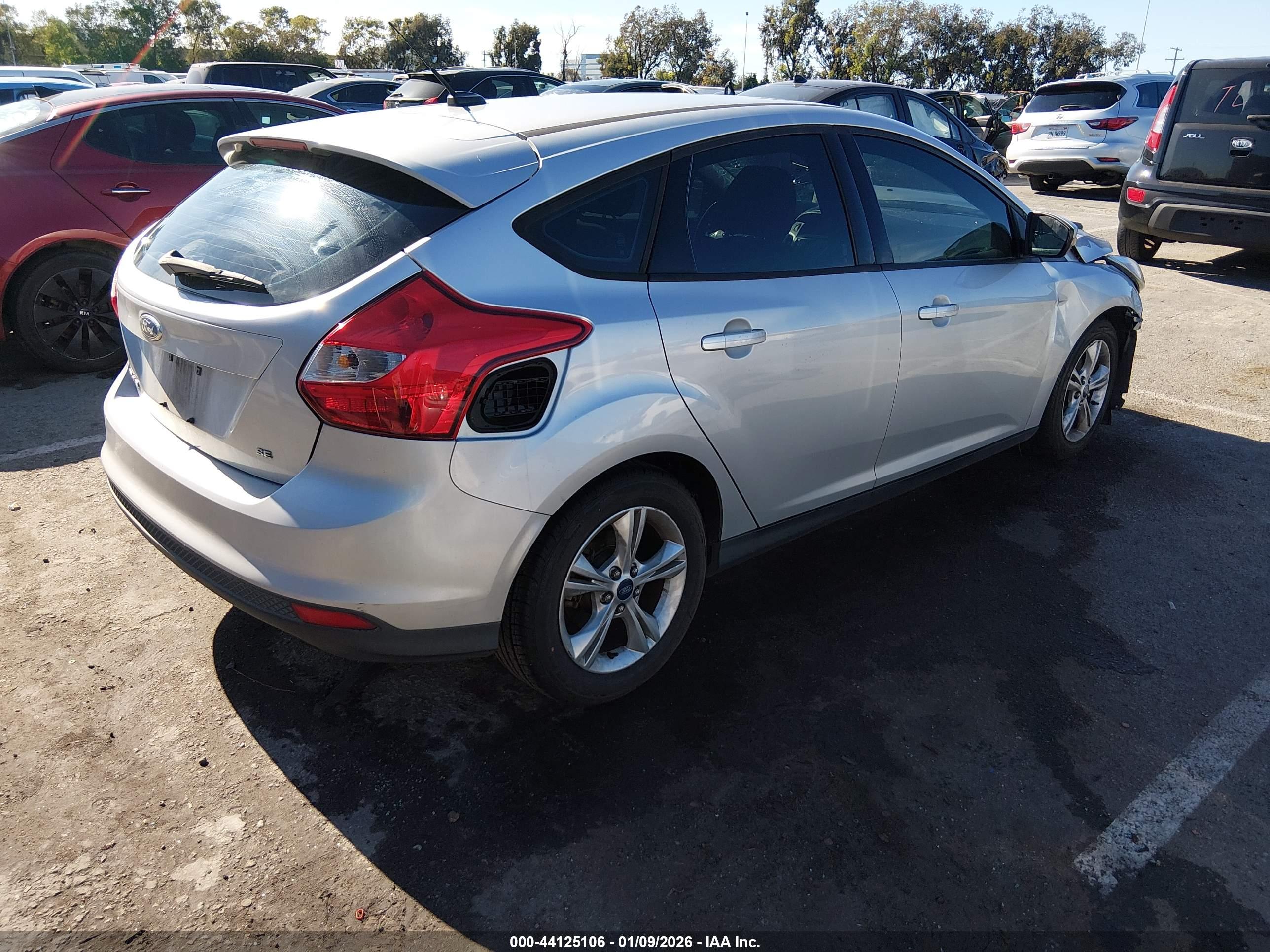 FORD FOCUS image 4