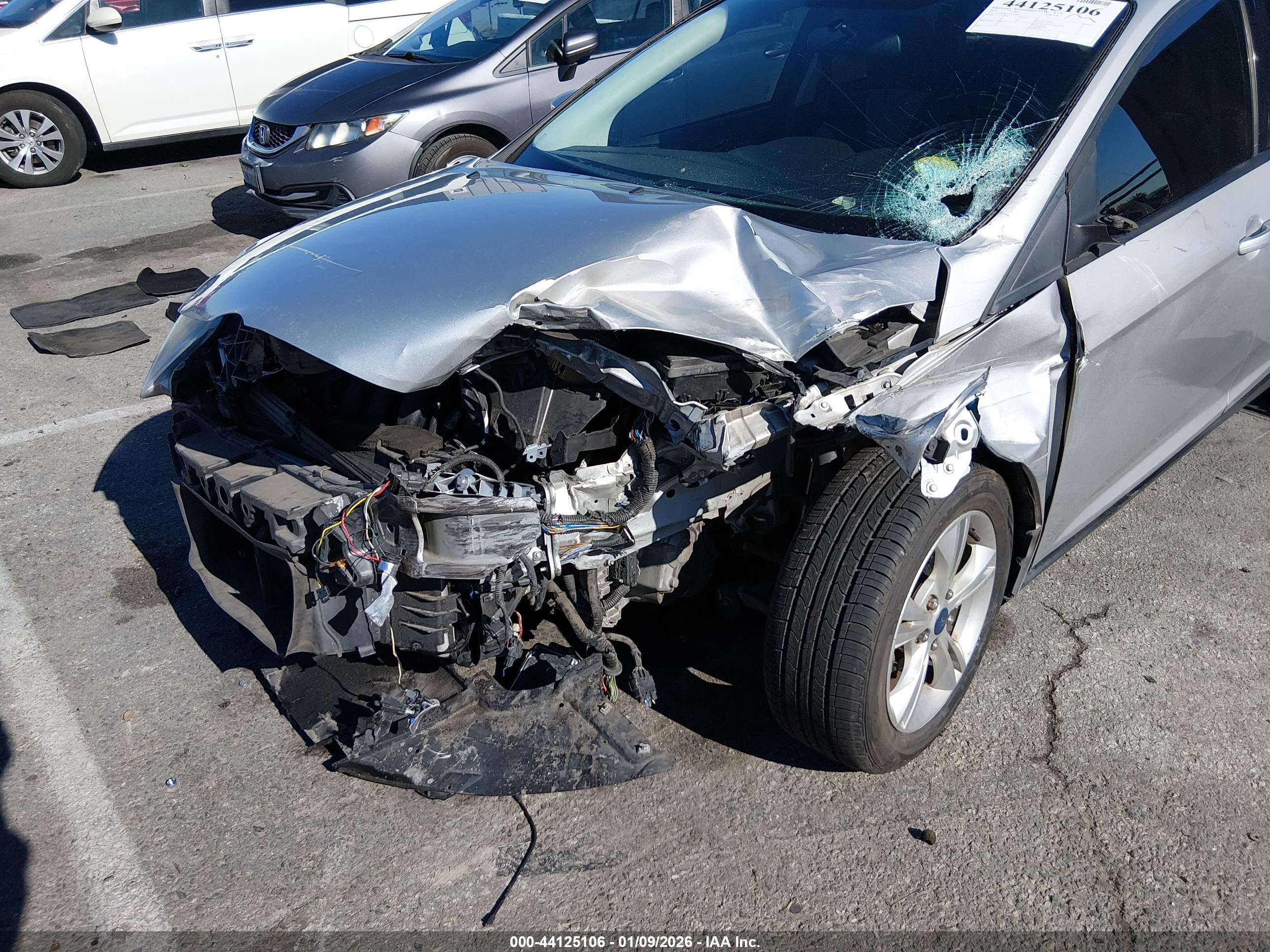 FORD FOCUS image 6