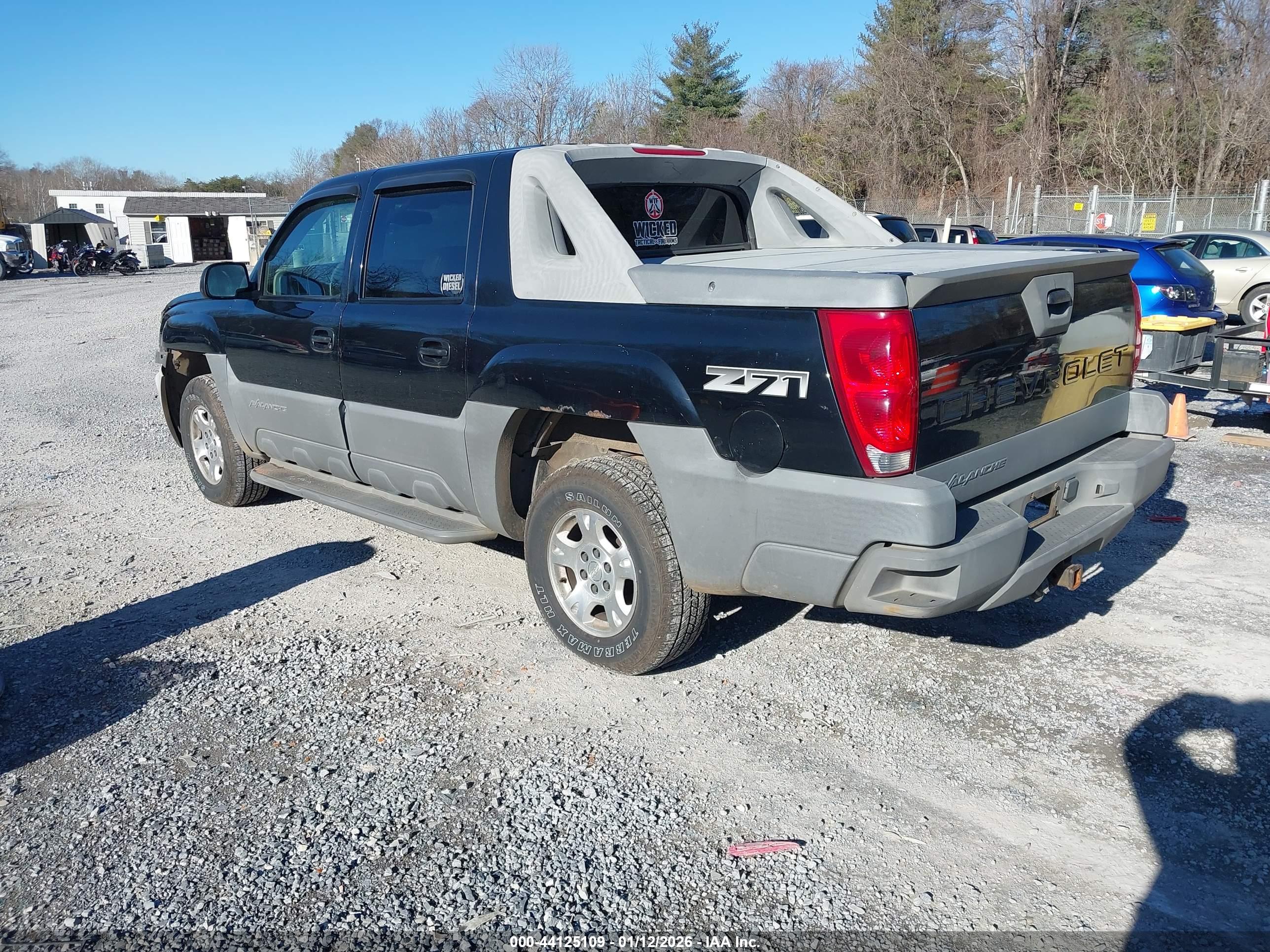CHEVROLET AVALANCHE image 3