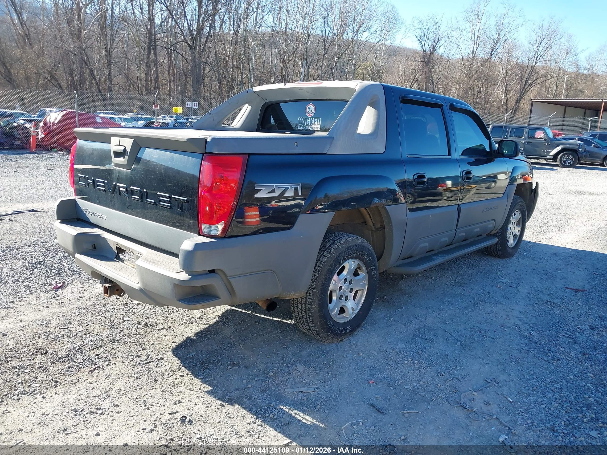 CHEVROLET AVALANCHE image 4