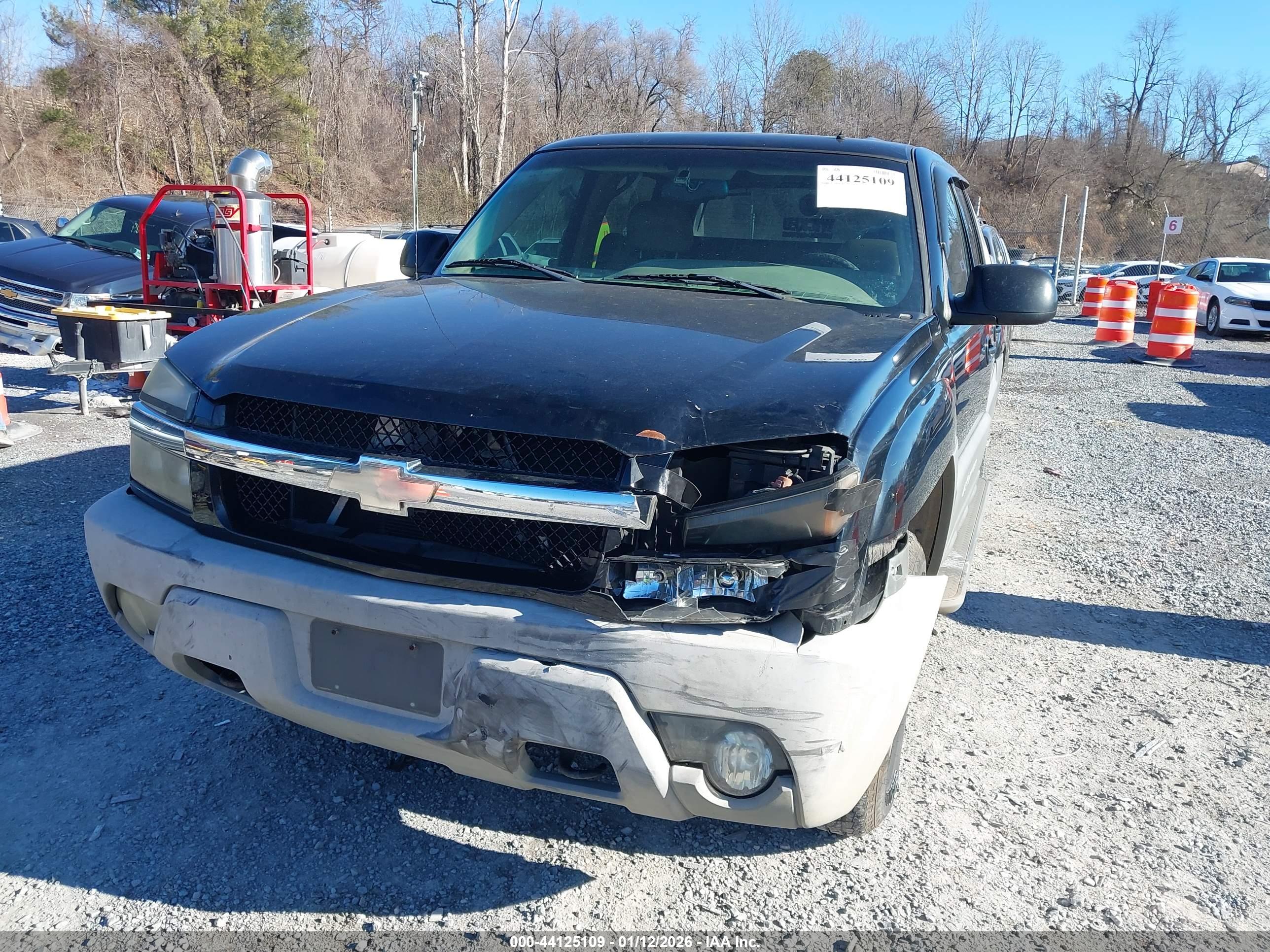 CHEVROLET AVALANCHE image 6
