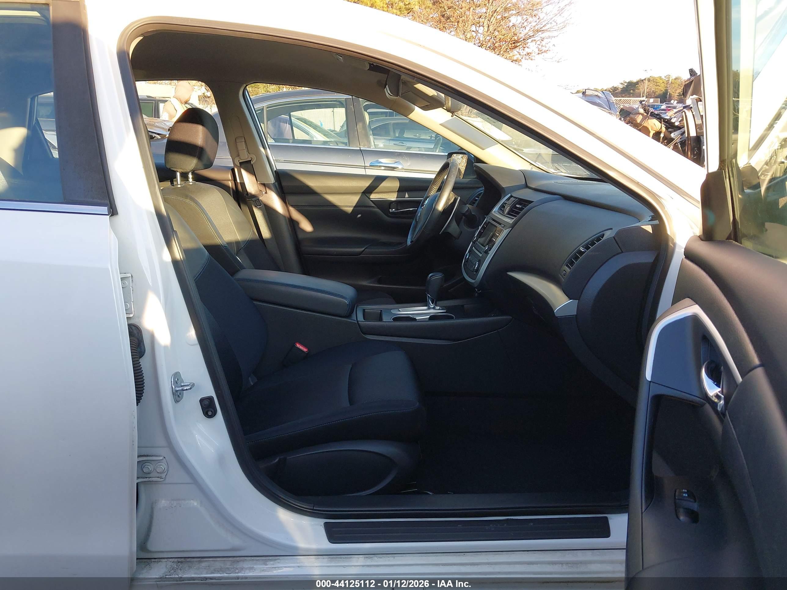 NISSAN ALTIMA image 5