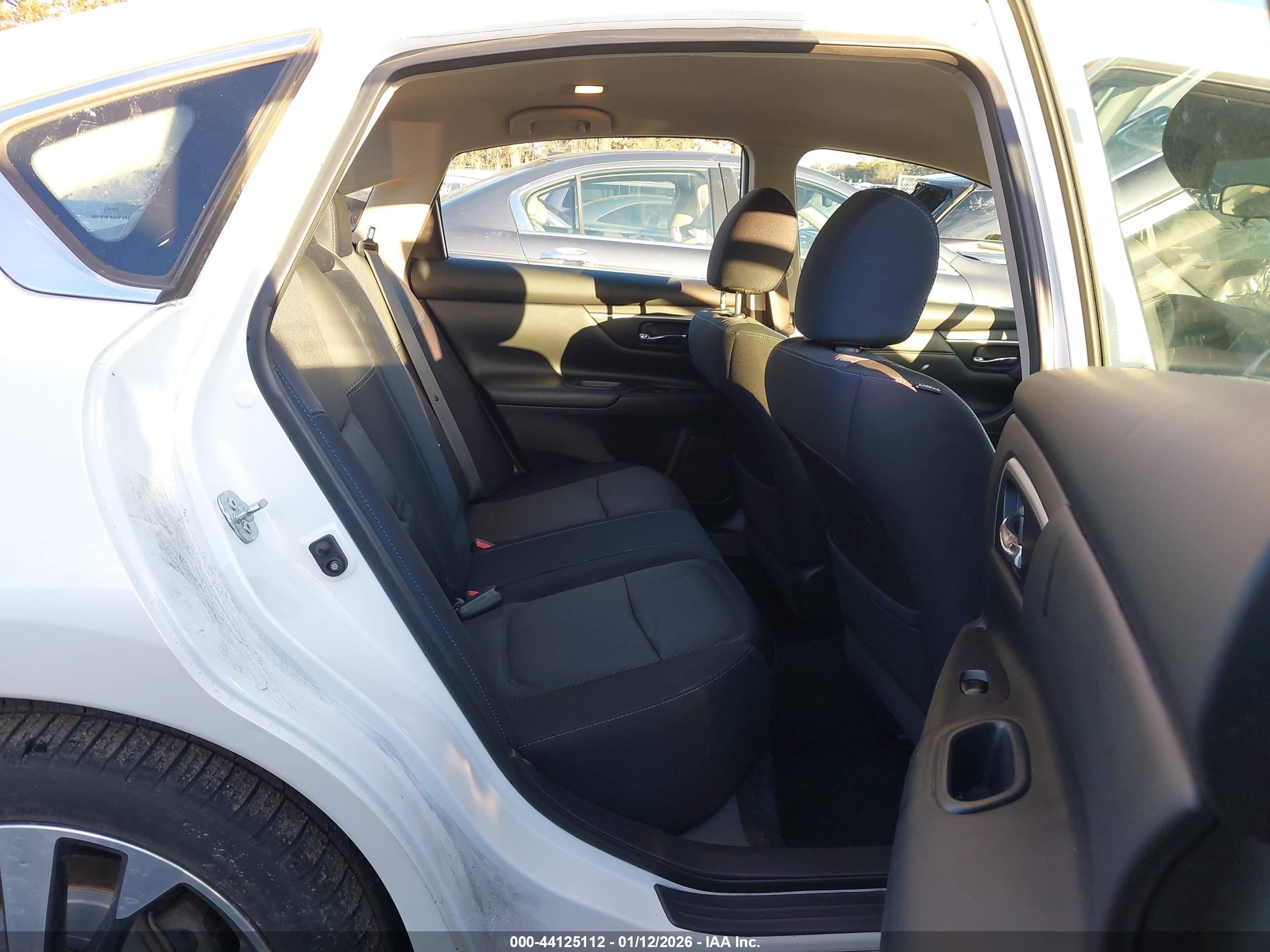 NISSAN ALTIMA image 8