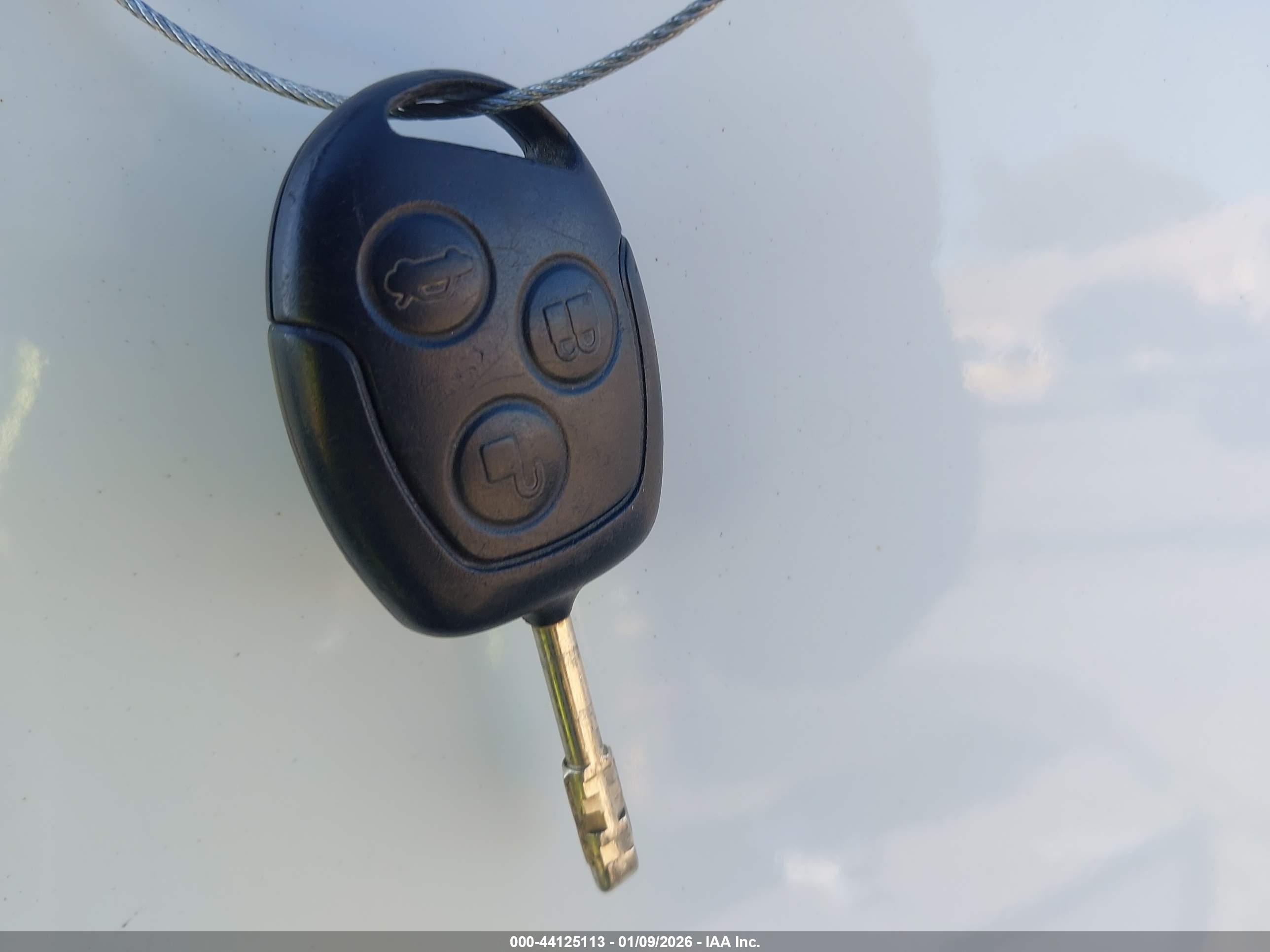FORD TRANSIT image 11