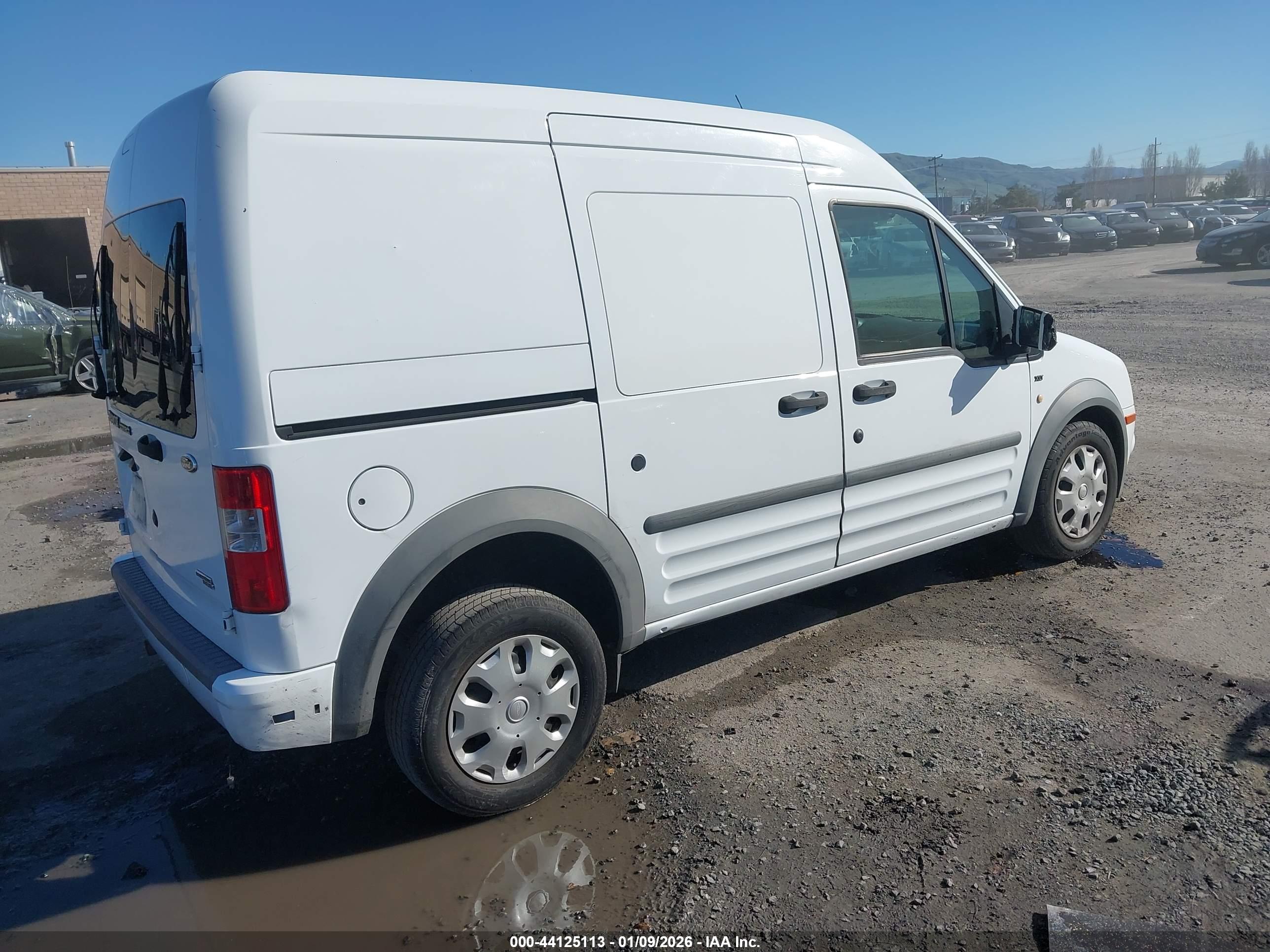 FORD TRANSIT image 4