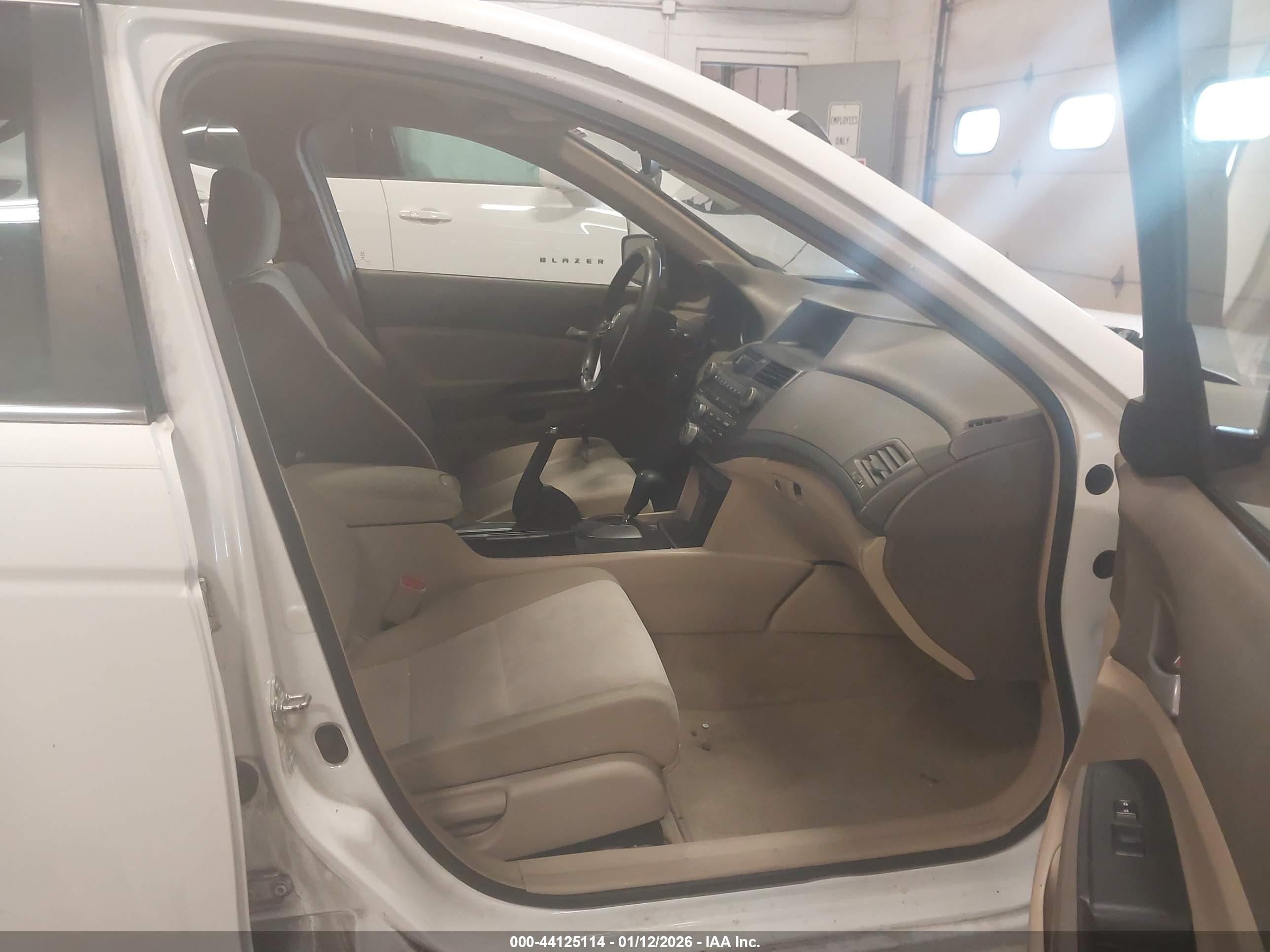 HONDA ACCORD image 5