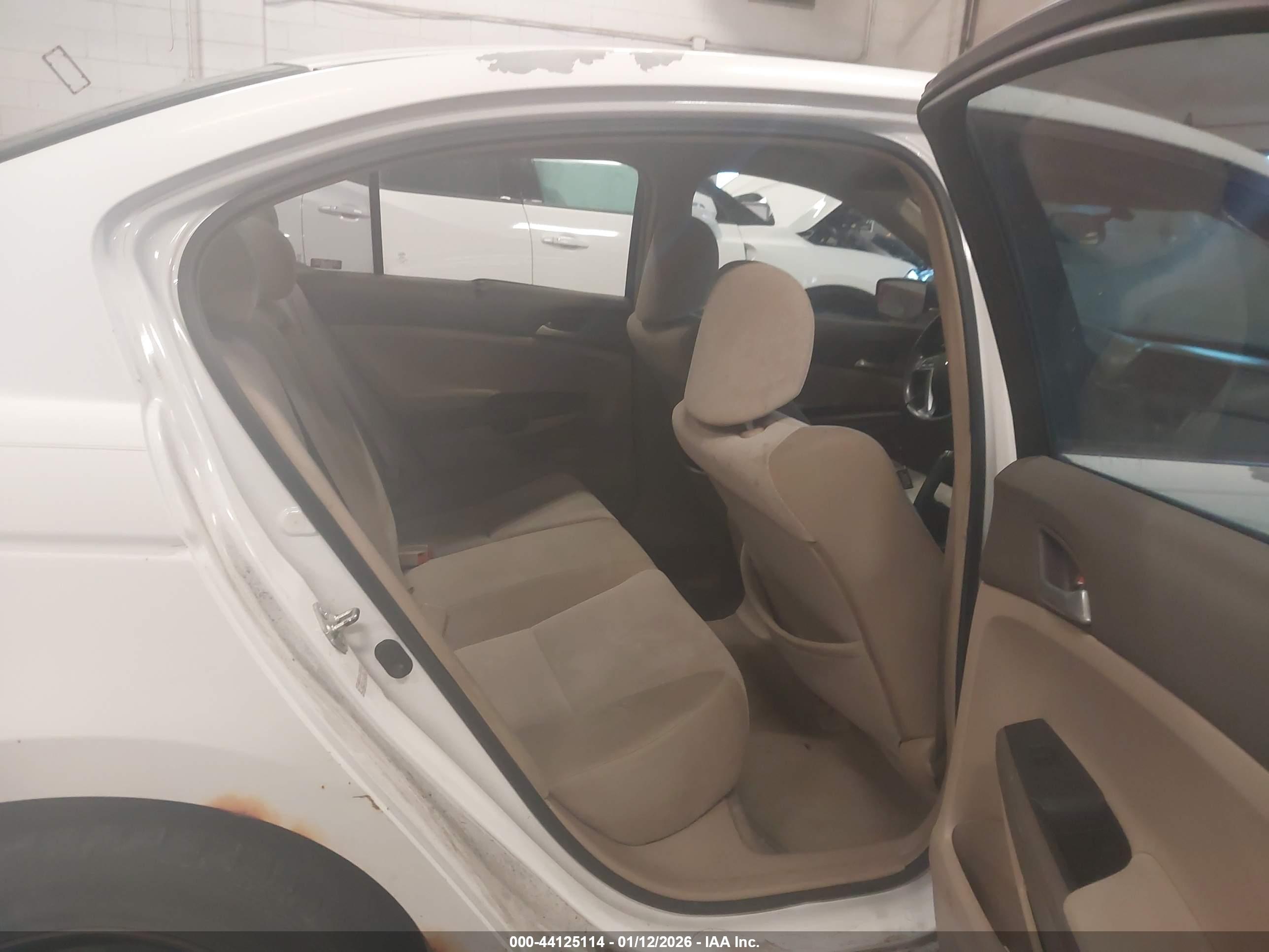 HONDA ACCORD image 8