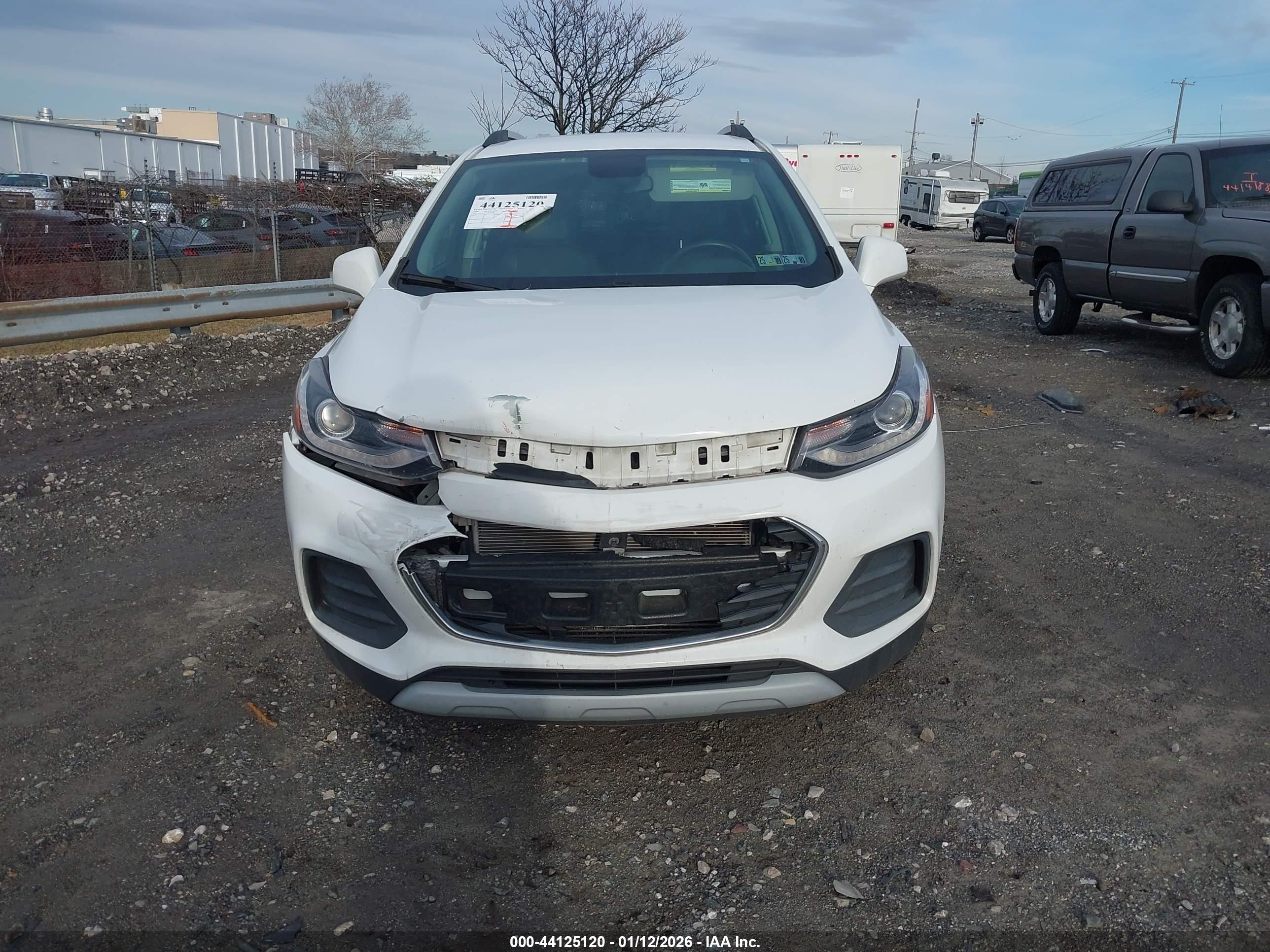 CHEVROLET TRAX image 6