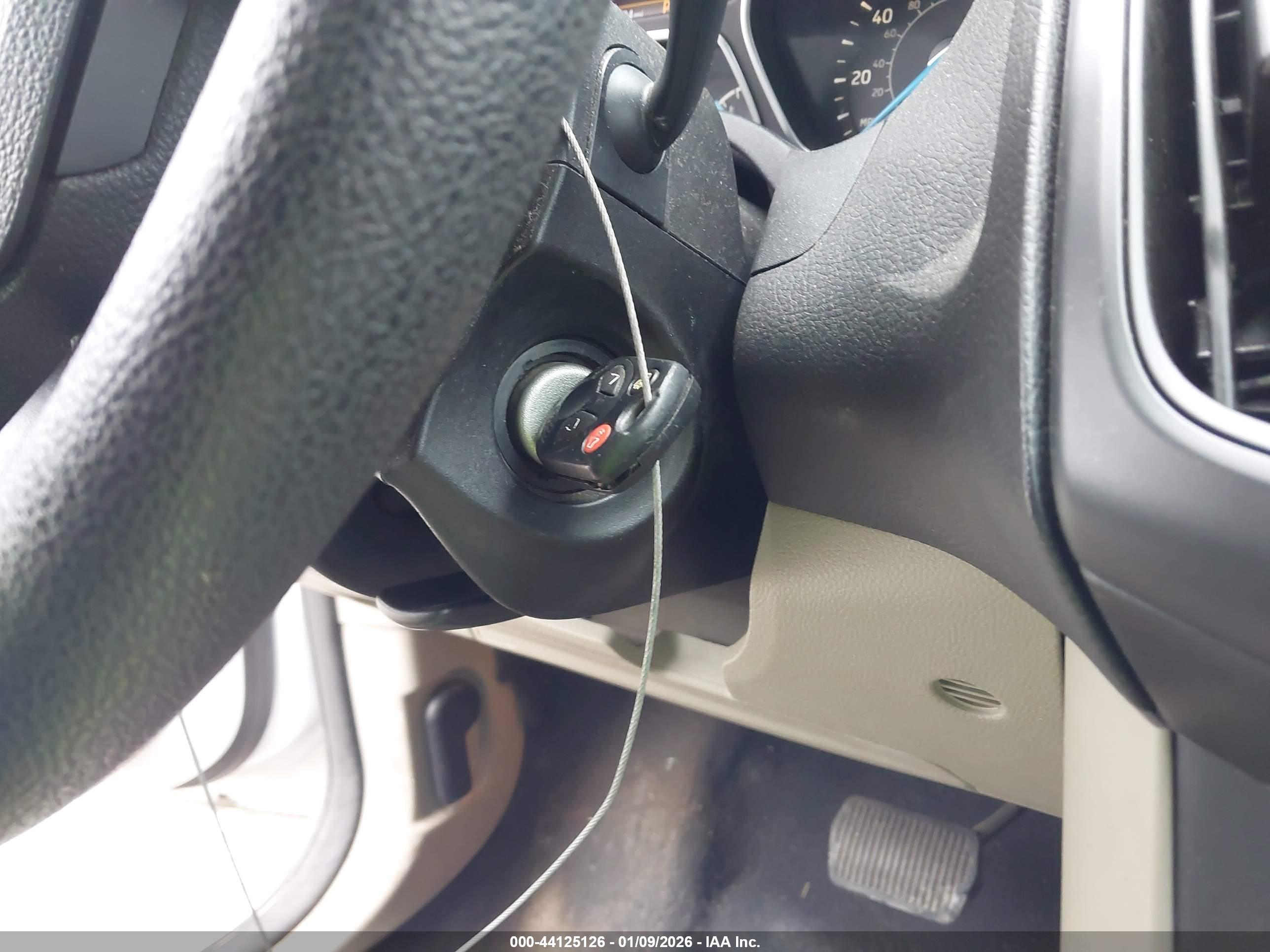 FORD FOCUS image 11