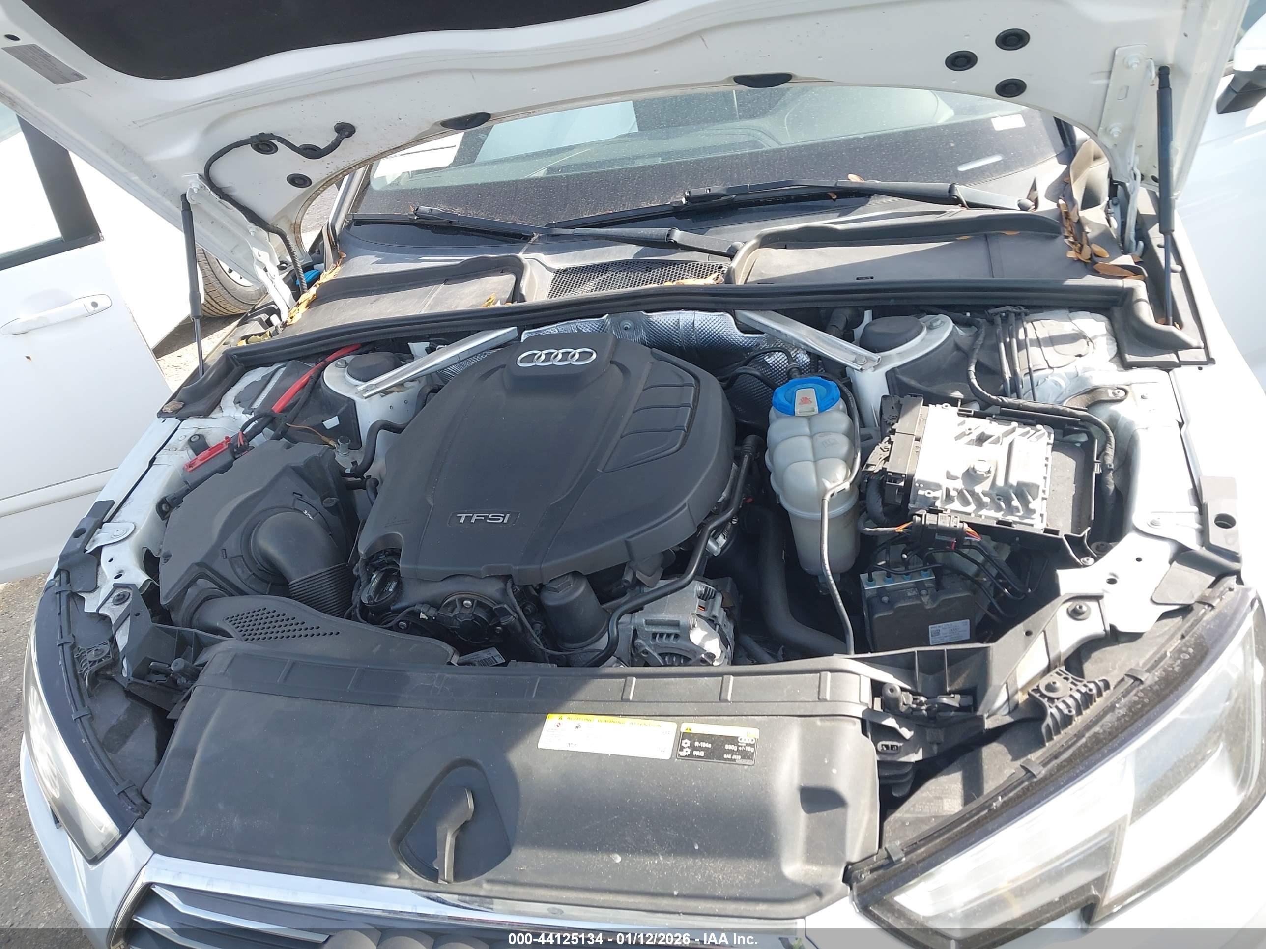 AUDI A4 image 10