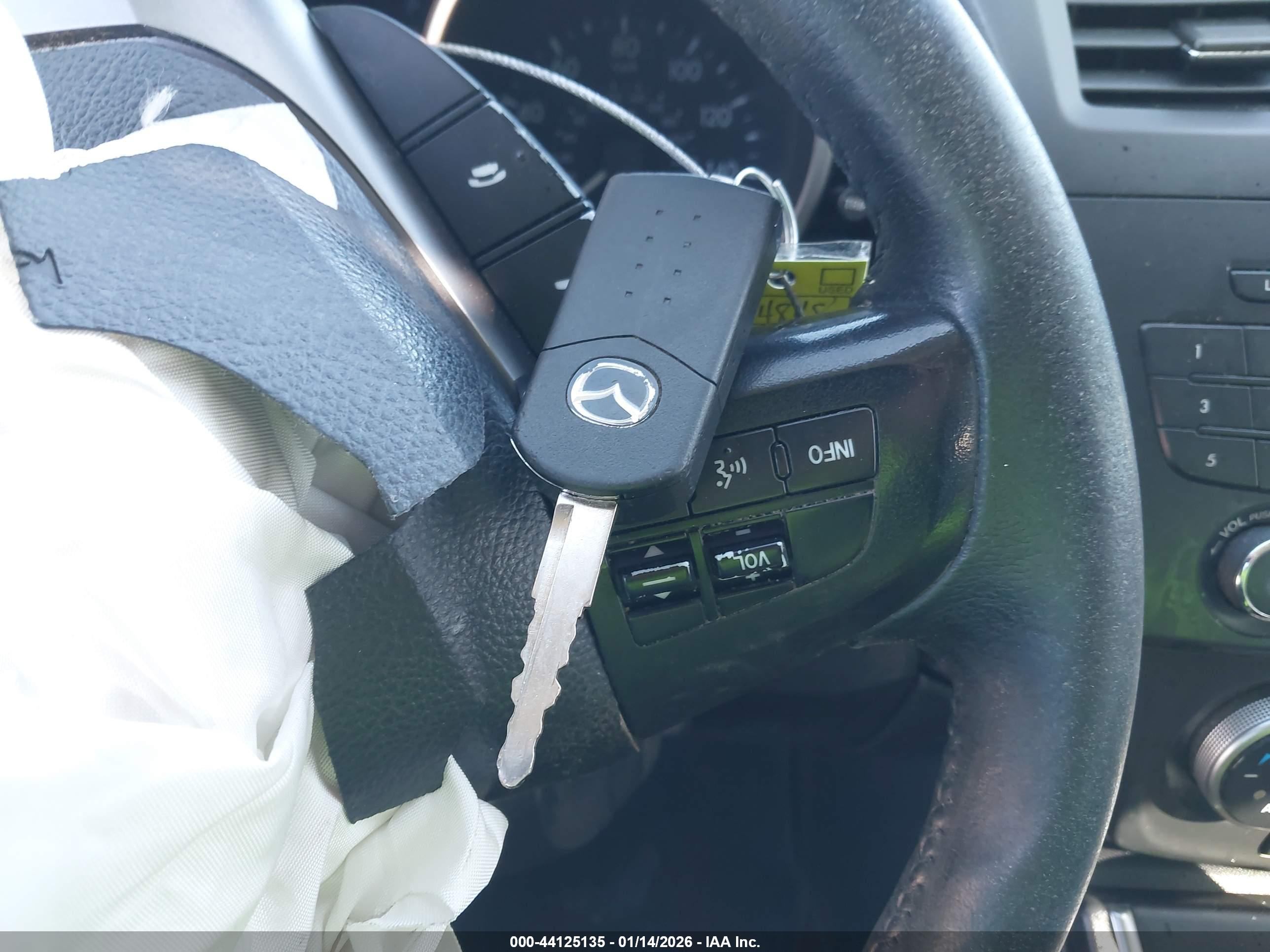 MAZDA MAZDA5 image 11