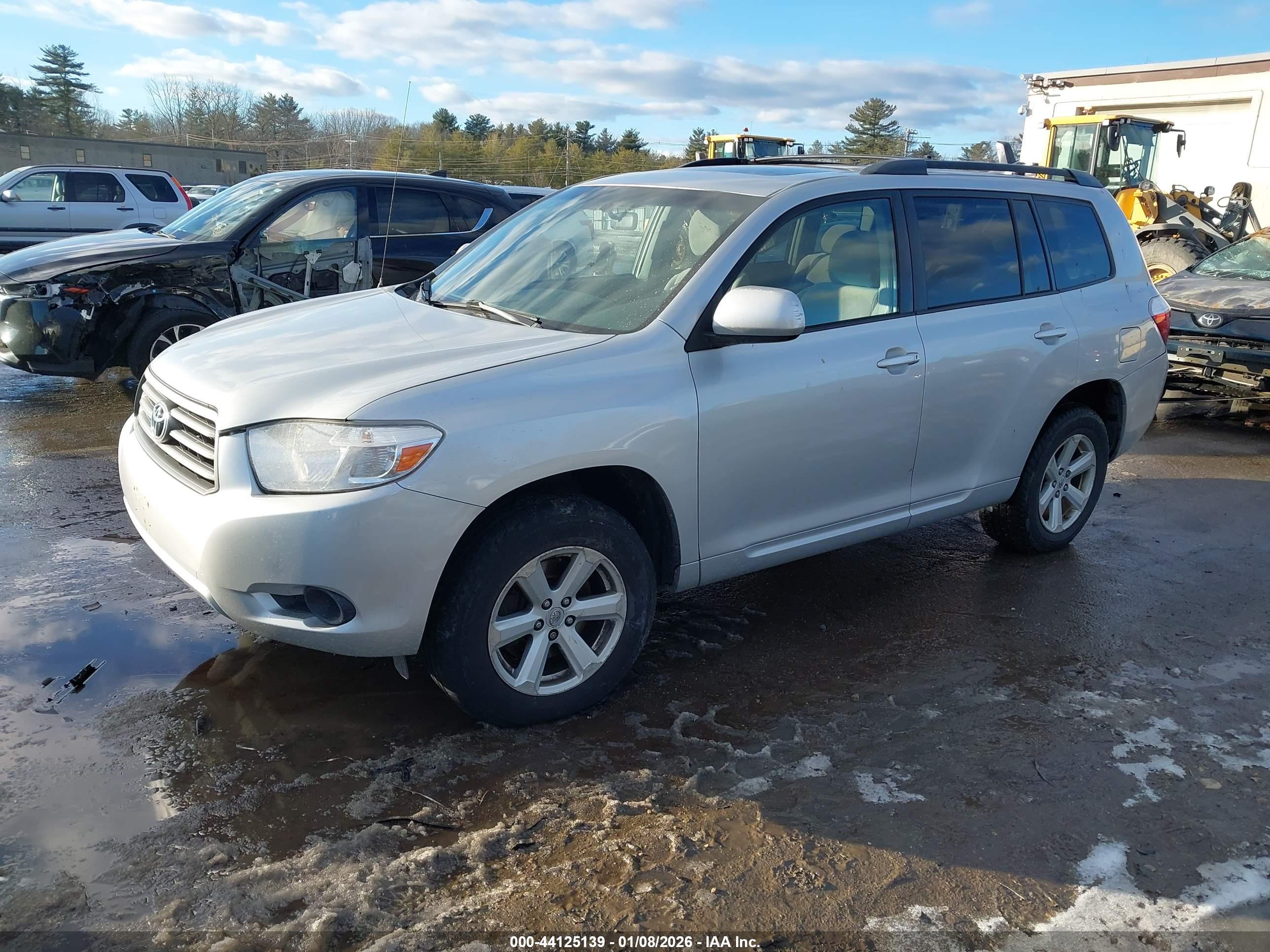 TOYOTA HIGHLANDER image 2