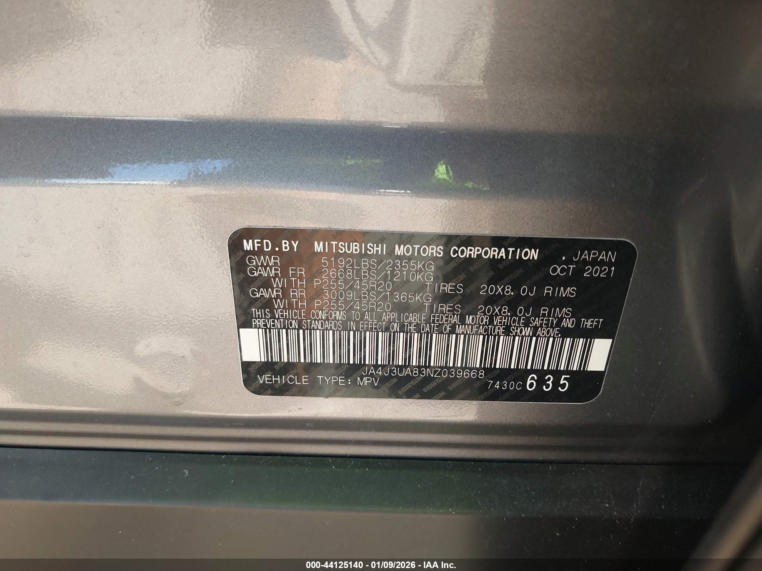 MITSUBISHI OUTLANDER image 9