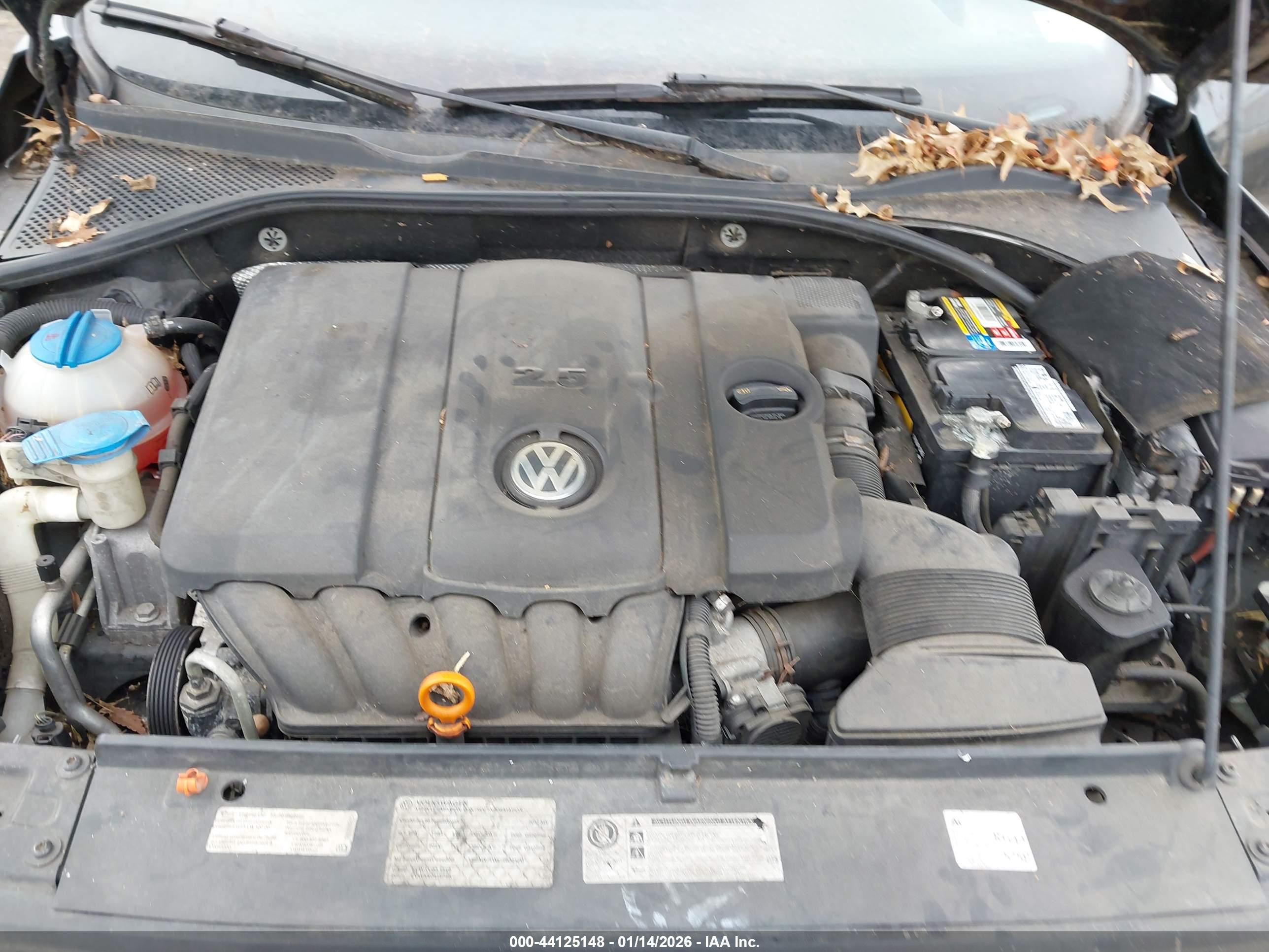VOLKSWAGEN PASSAT image 10