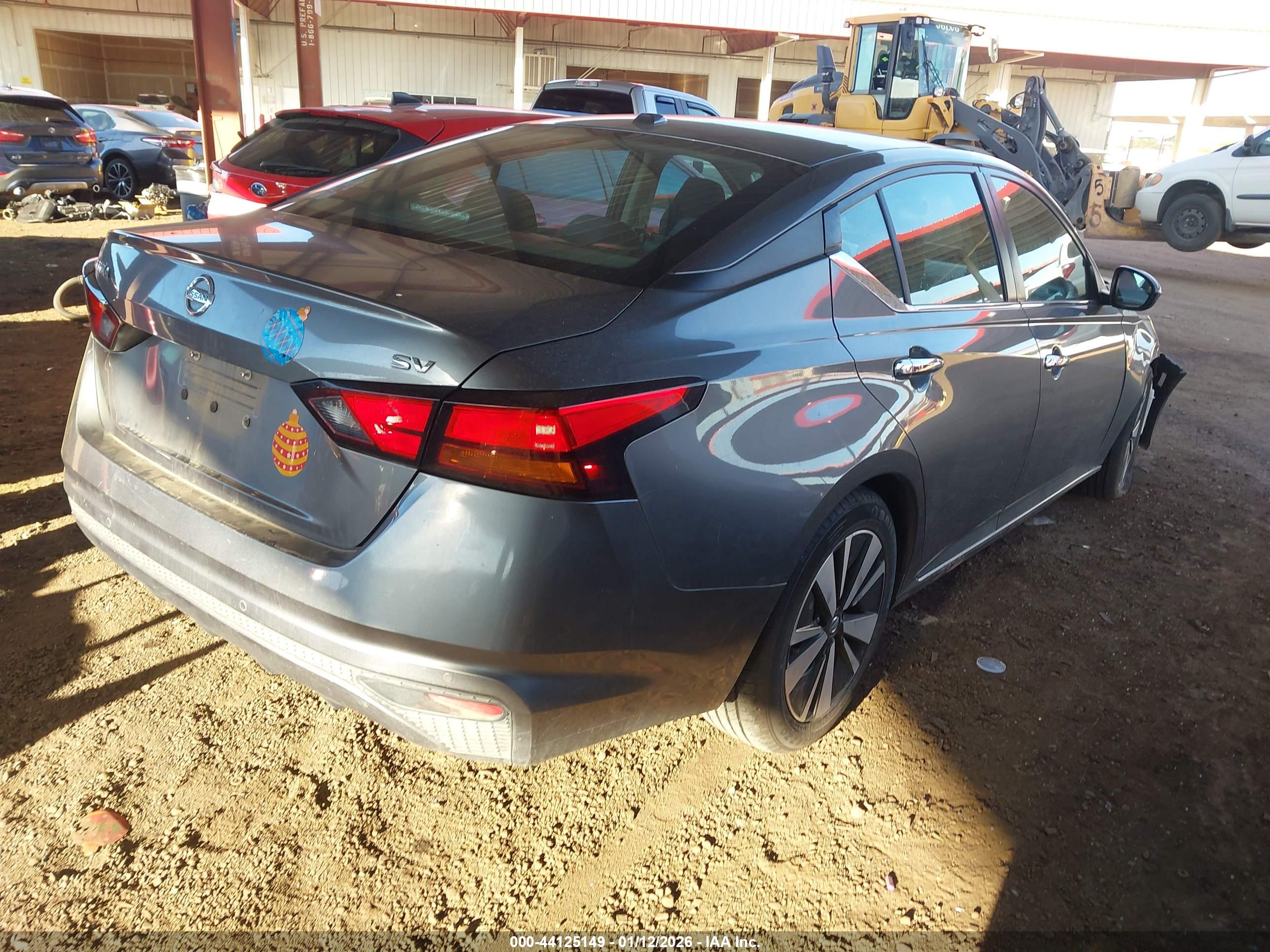 NISSAN ALTIMA image 4