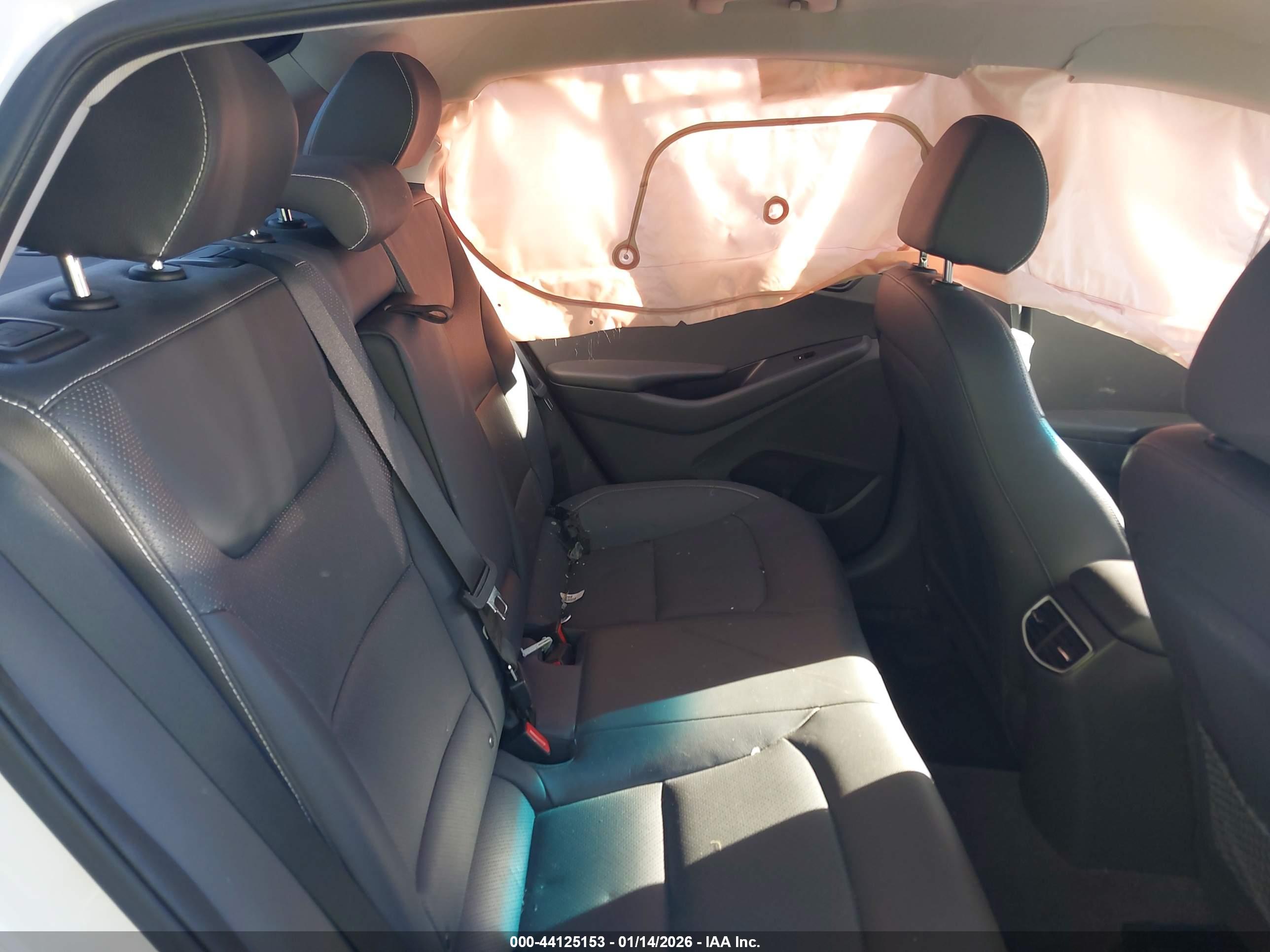 HYUNDAI IONIQ image 8