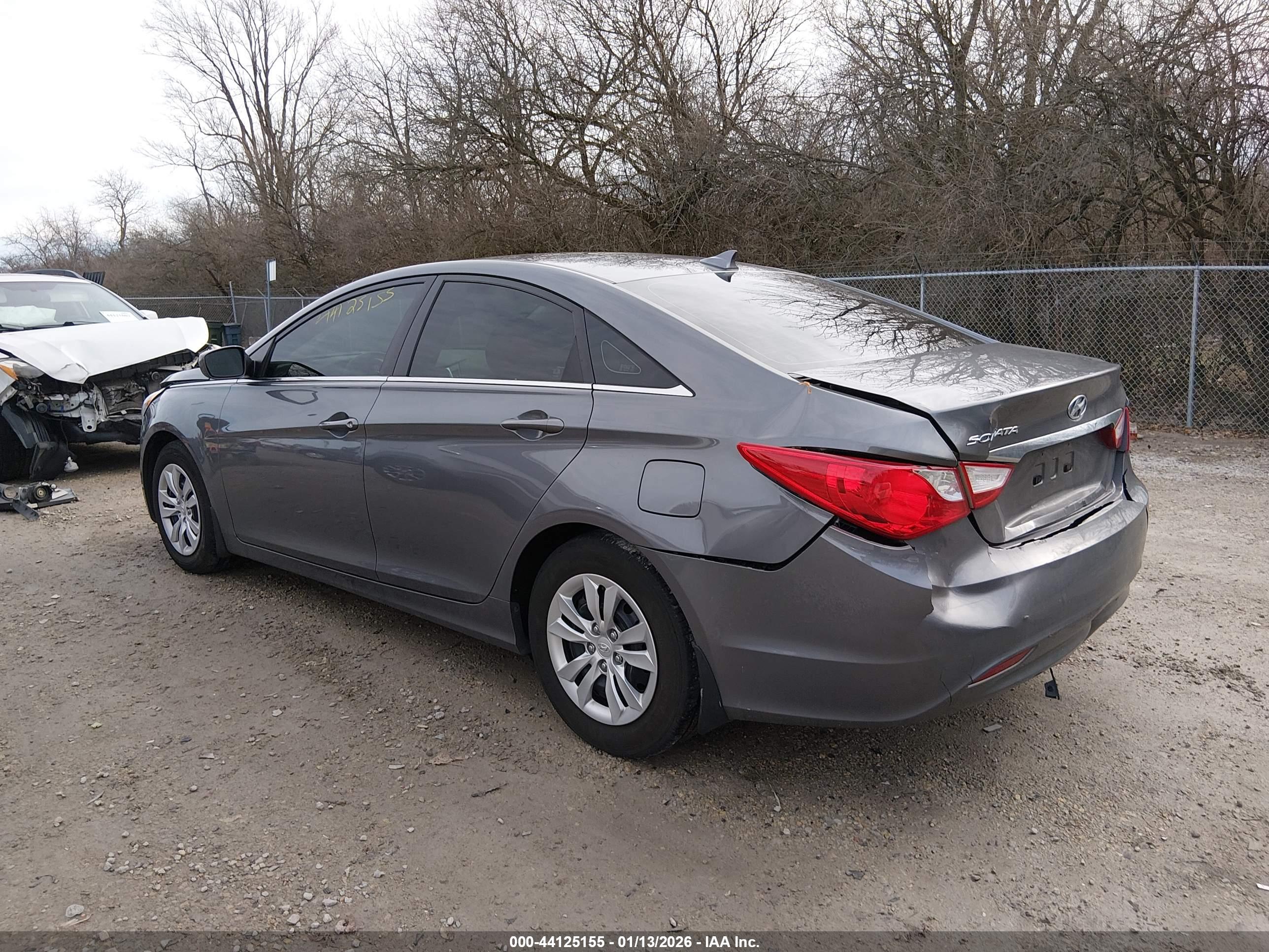 HYUNDAI SONATA image 3