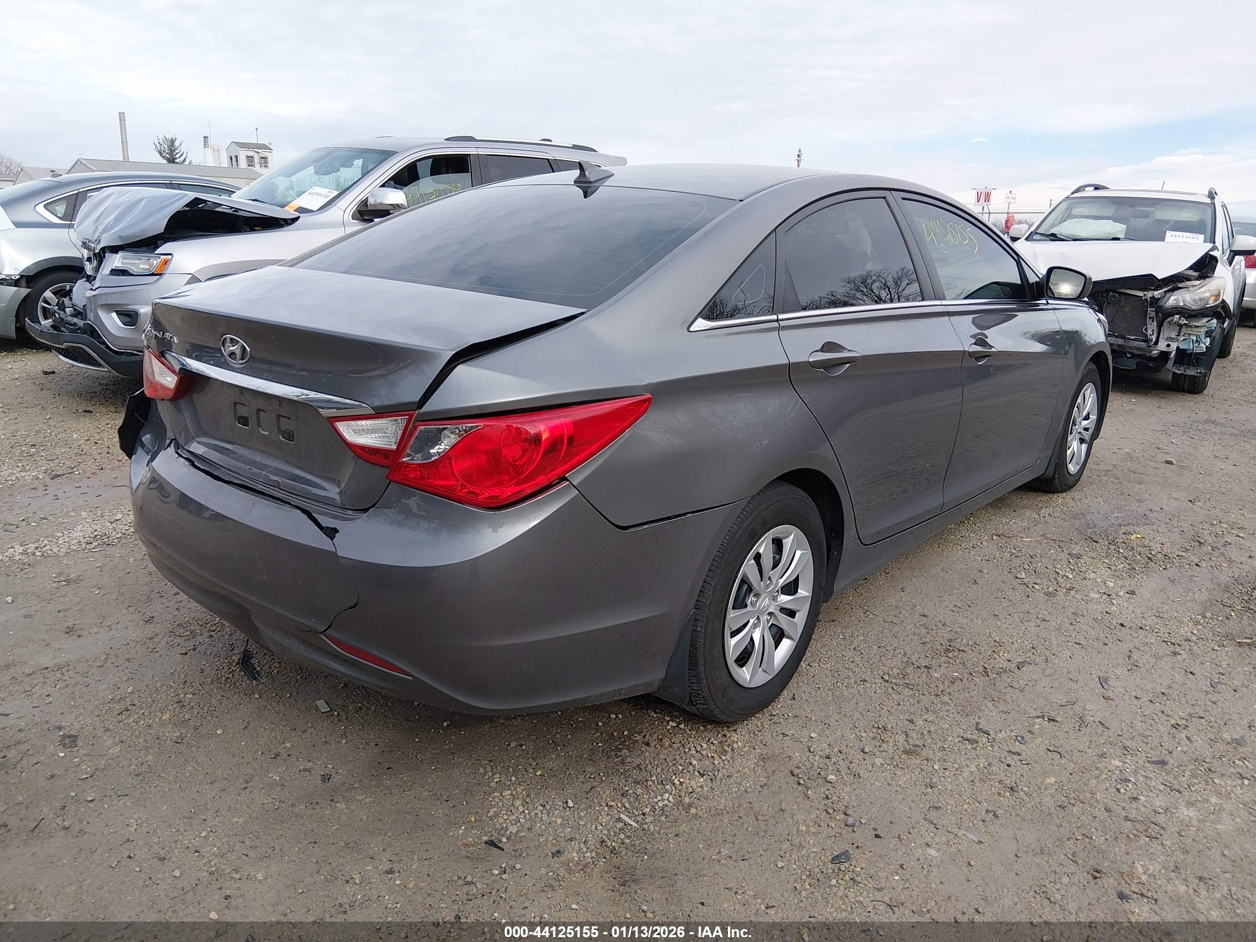 HYUNDAI SONATA image 4