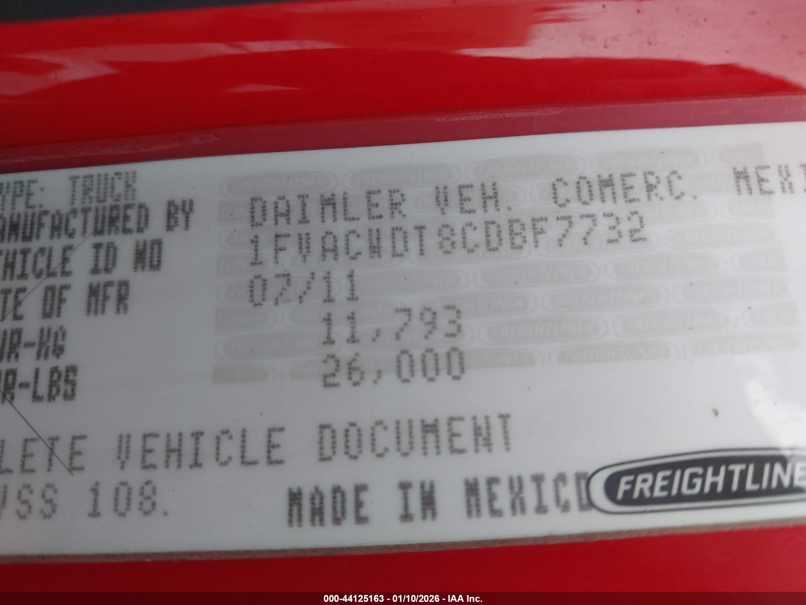 FREIGHTLINER M2 image 9