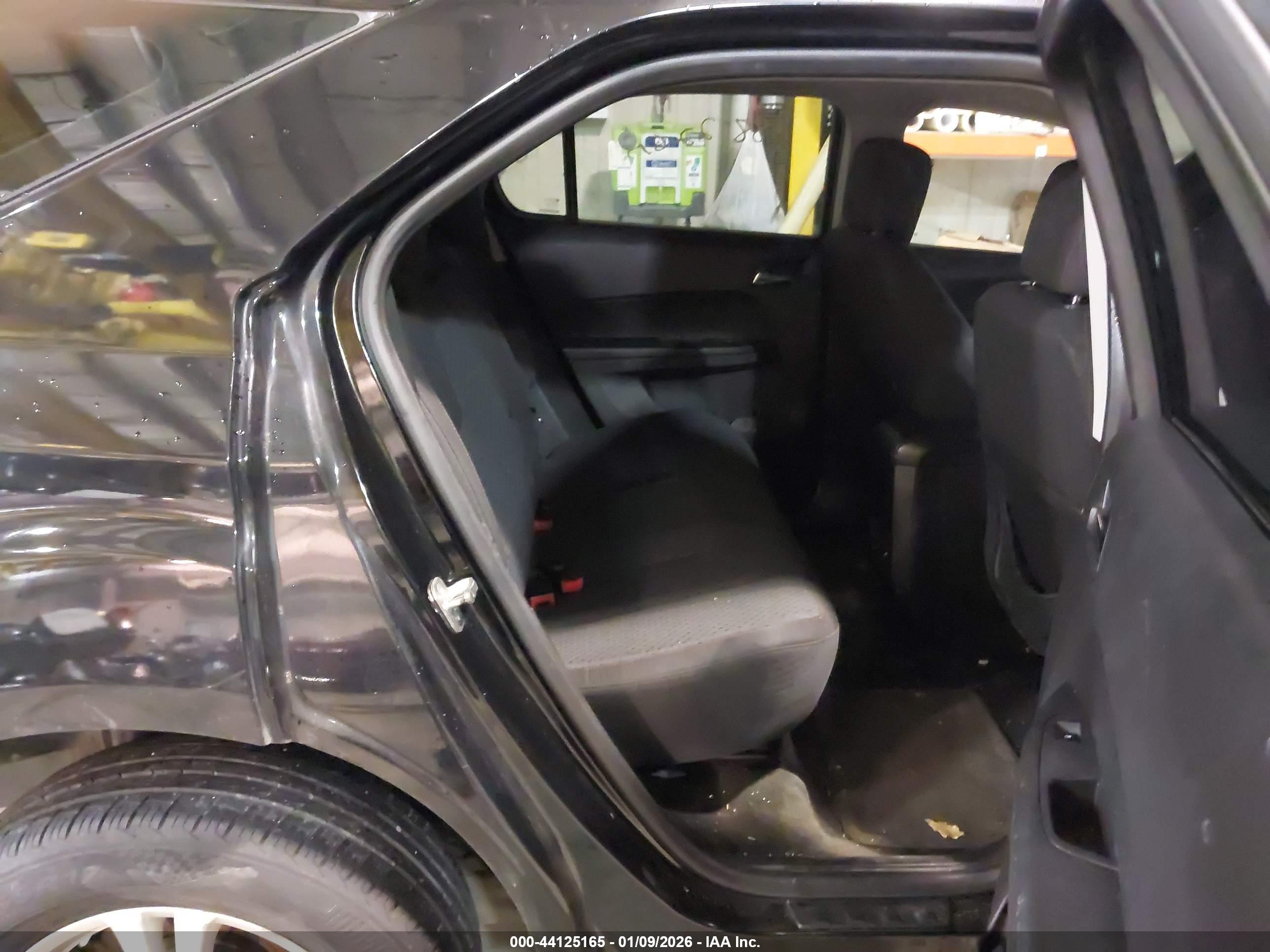 CHEVROLET EQUINOX image 8