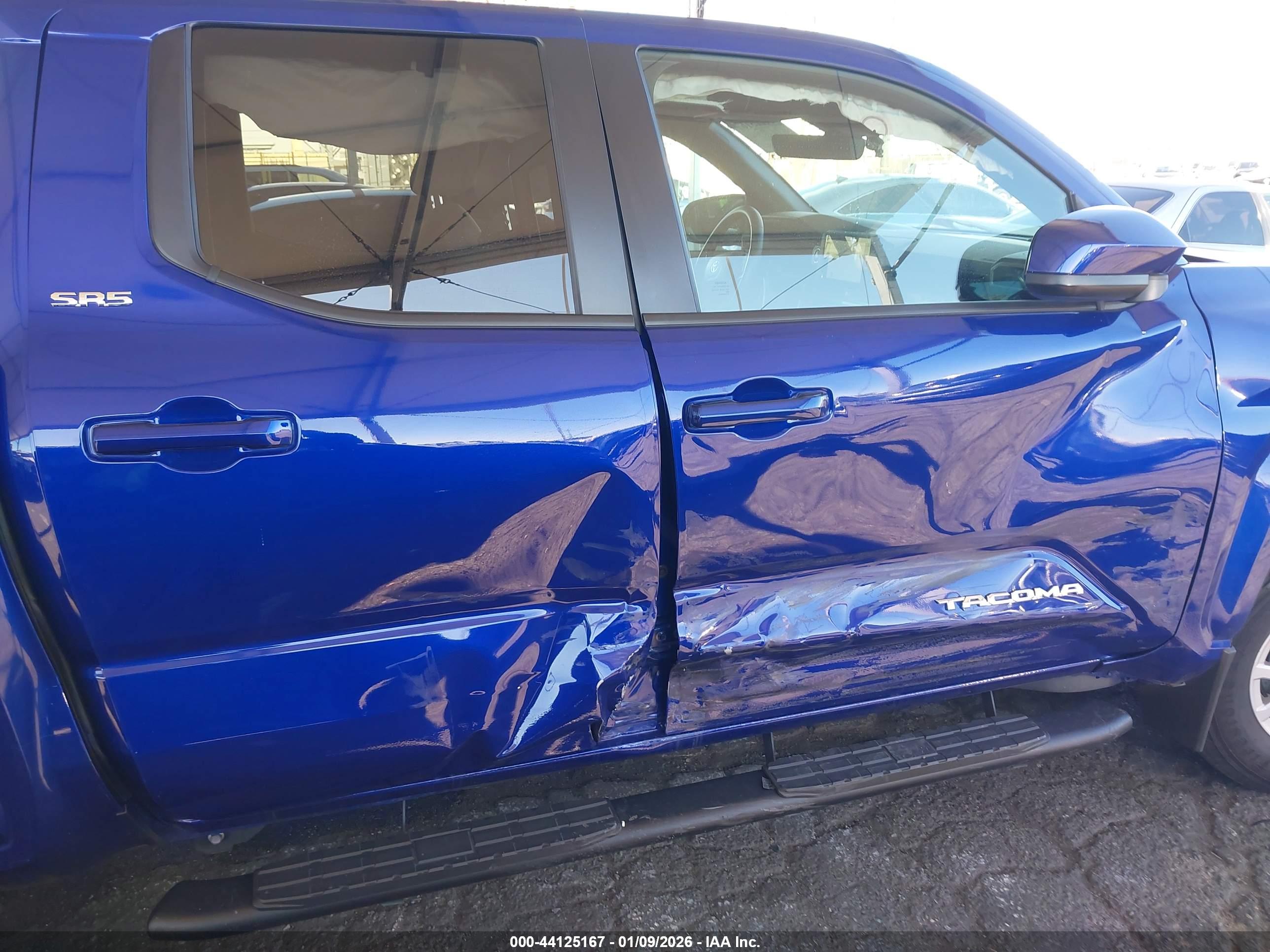 TOYOTA TACOMA image 6