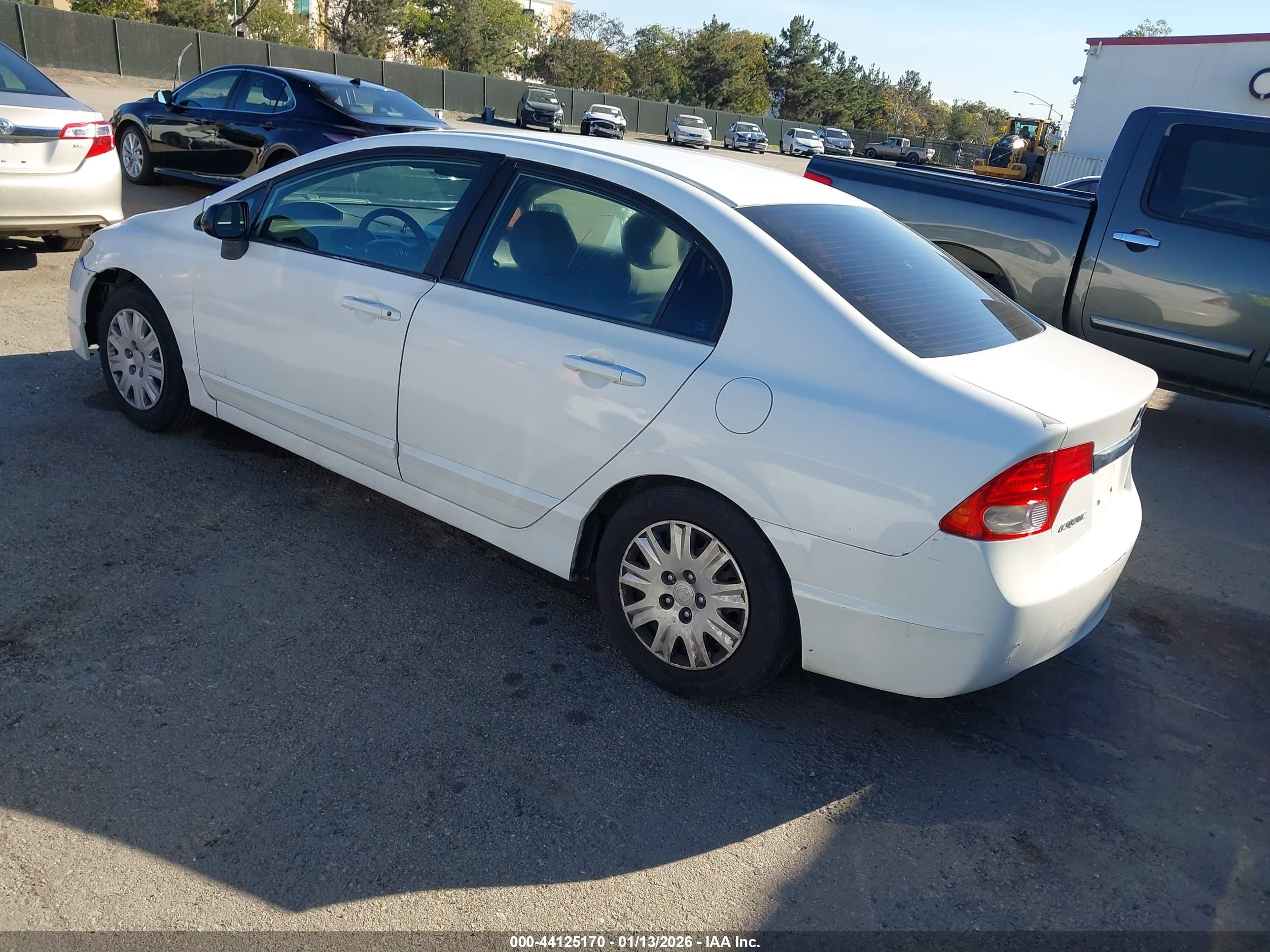 HONDA CIVIC image 3
