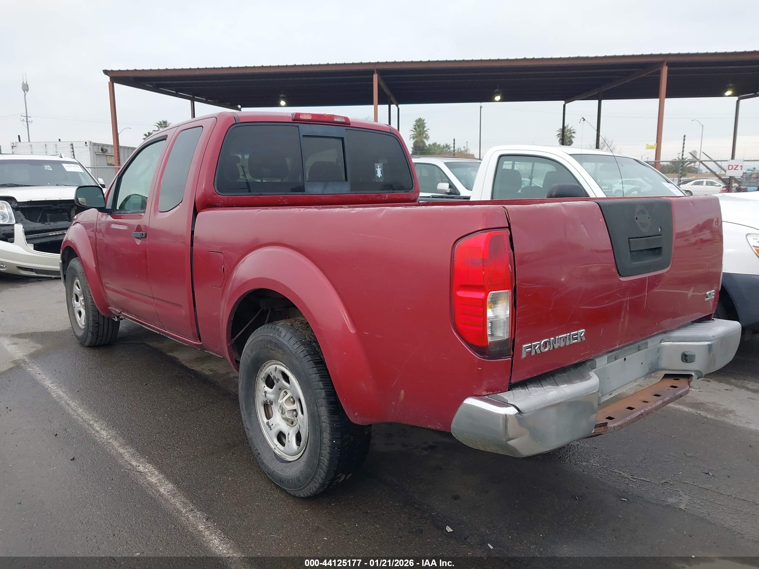 NISSAN FRONTIER image 3