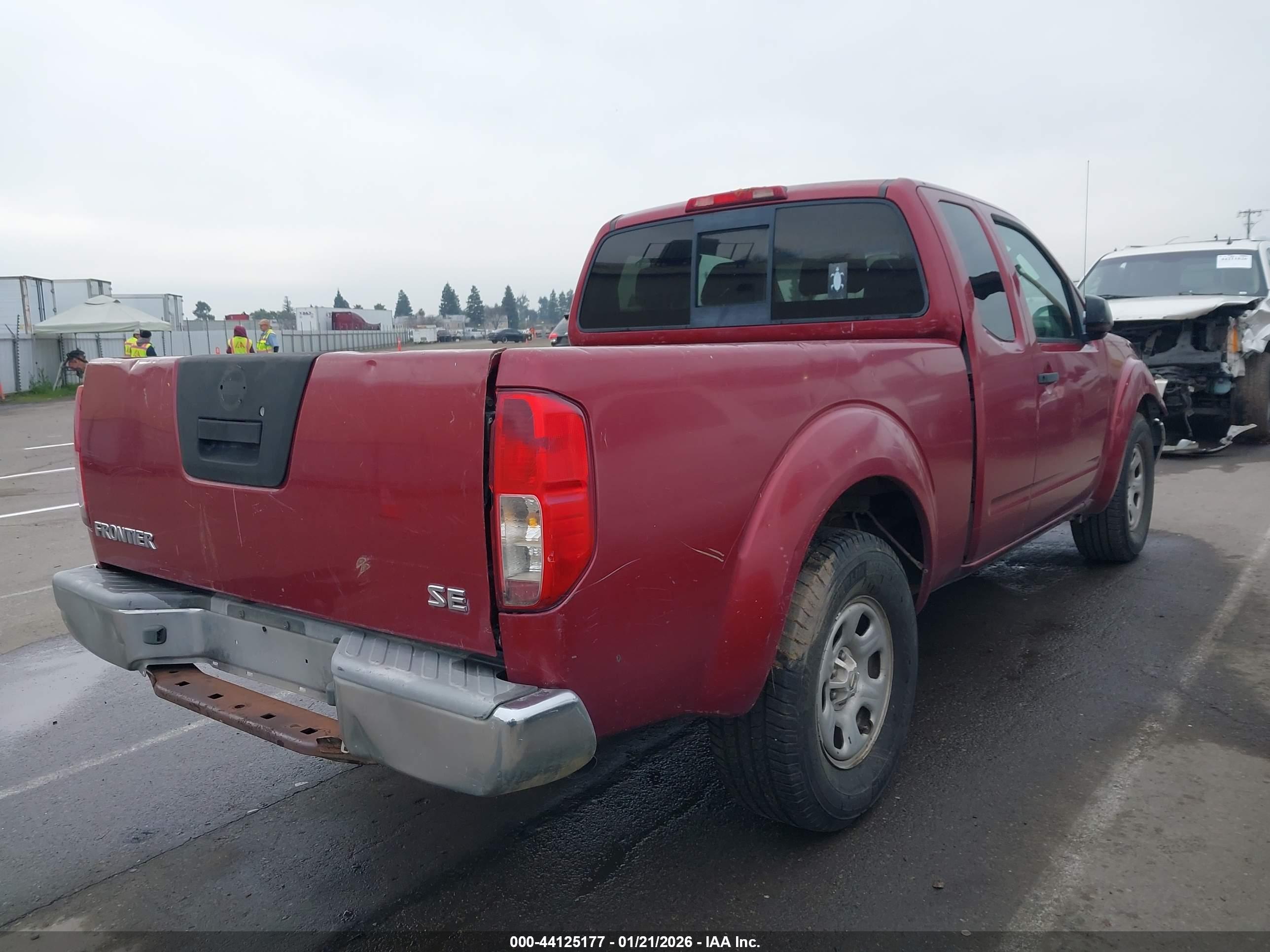 NISSAN FRONTIER image 4