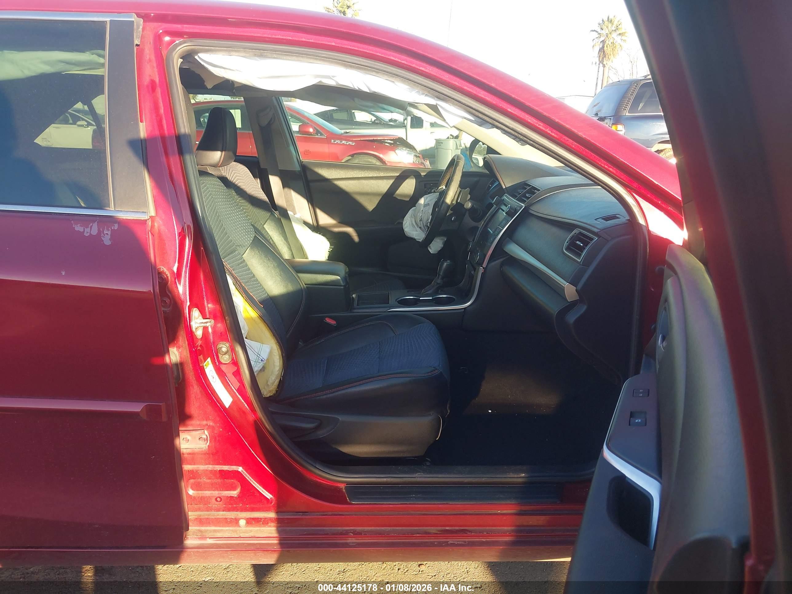 TOYOTA CAMRY image 5