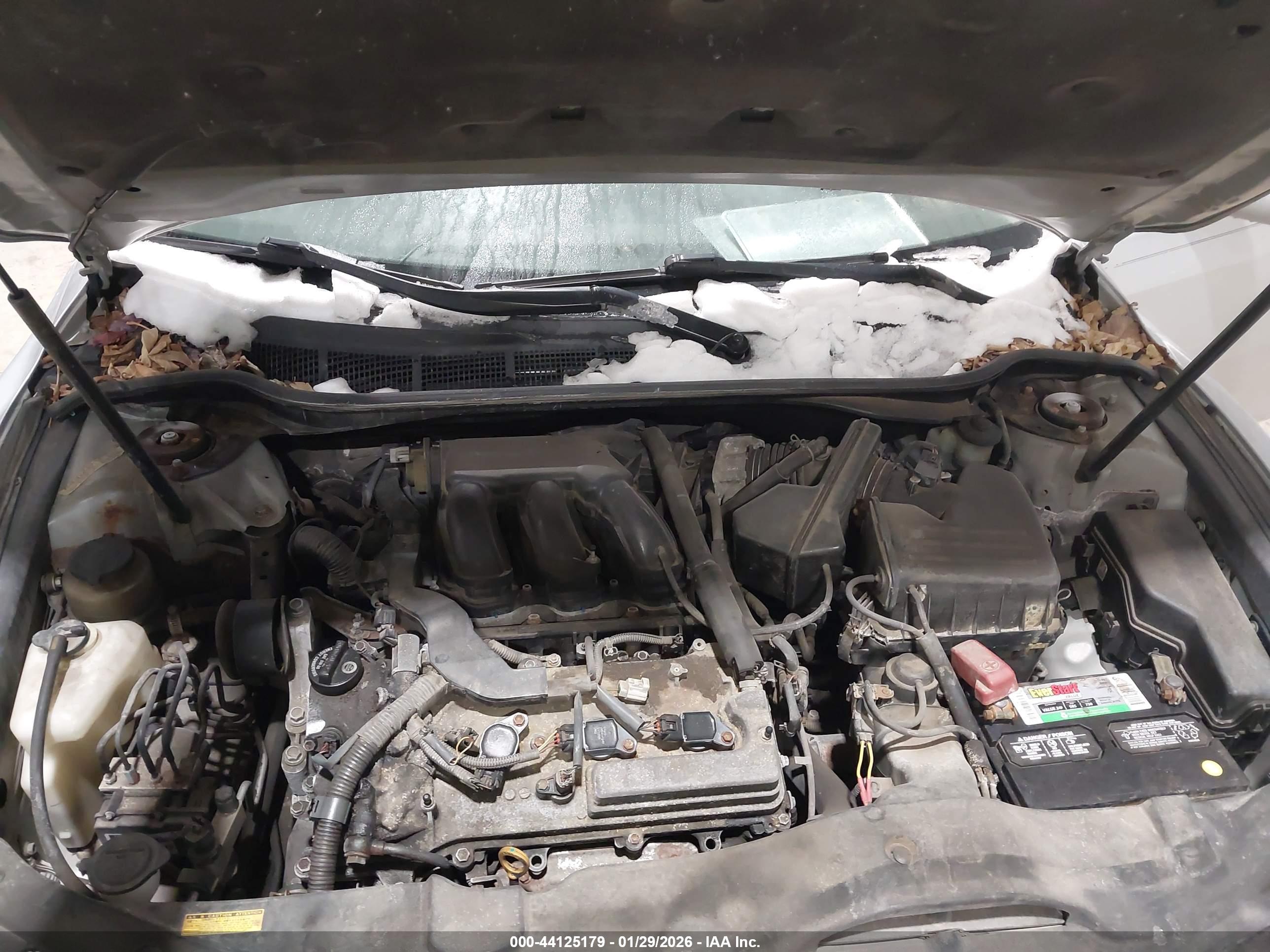 TOYOTA CAMRY image 10