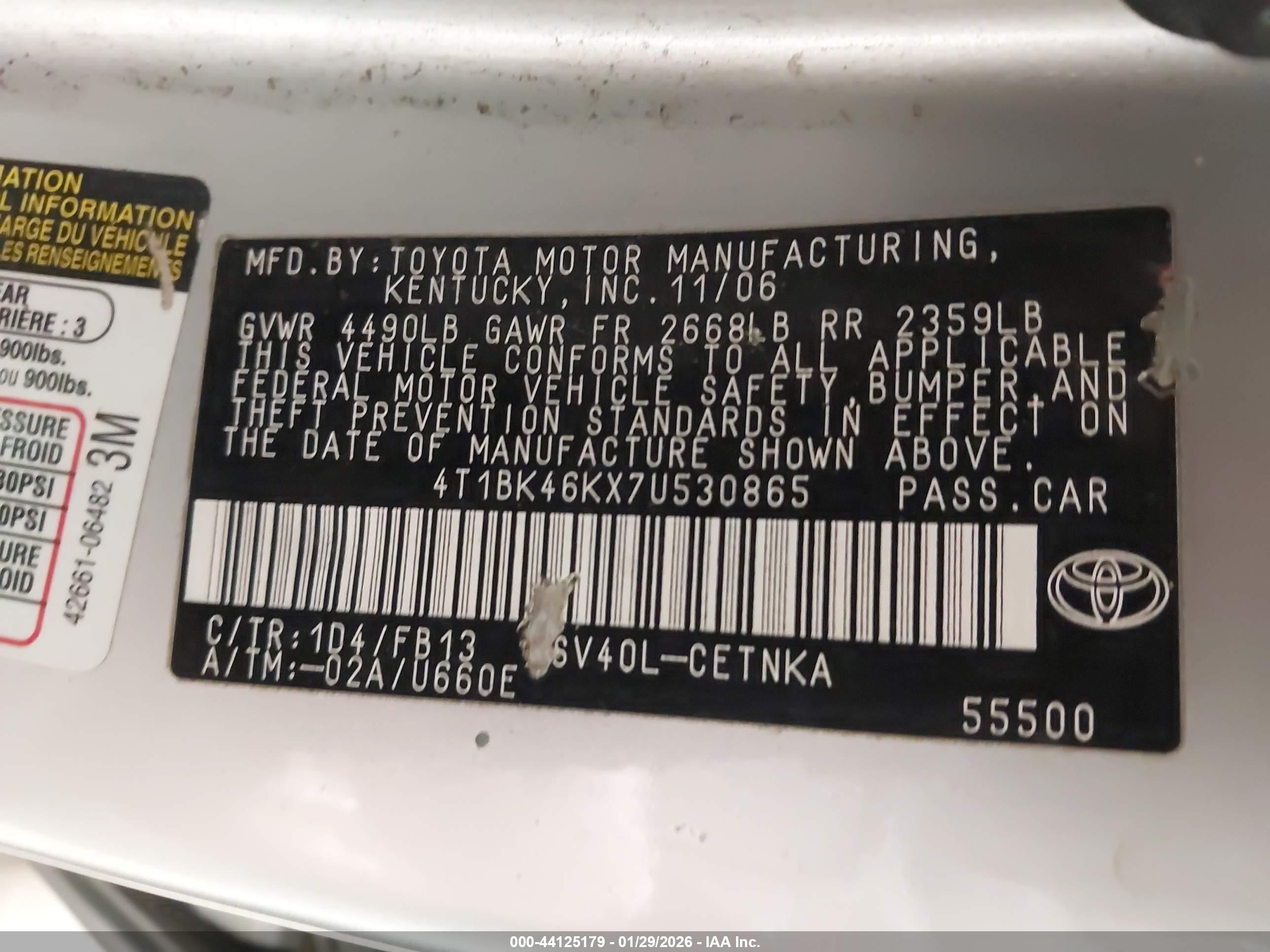 TOYOTA CAMRY image 9