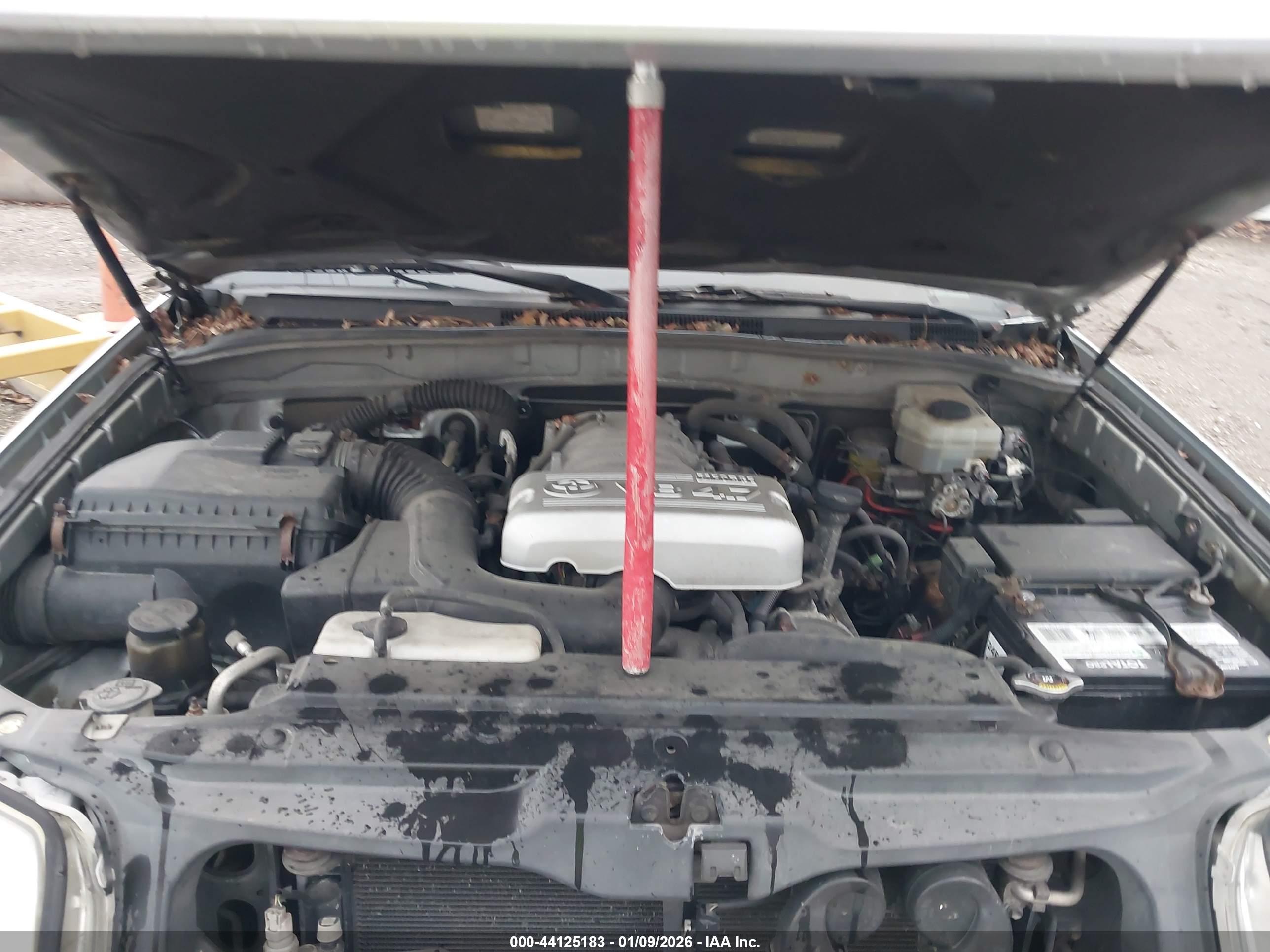 TOYOTA 4RUNNER image 10