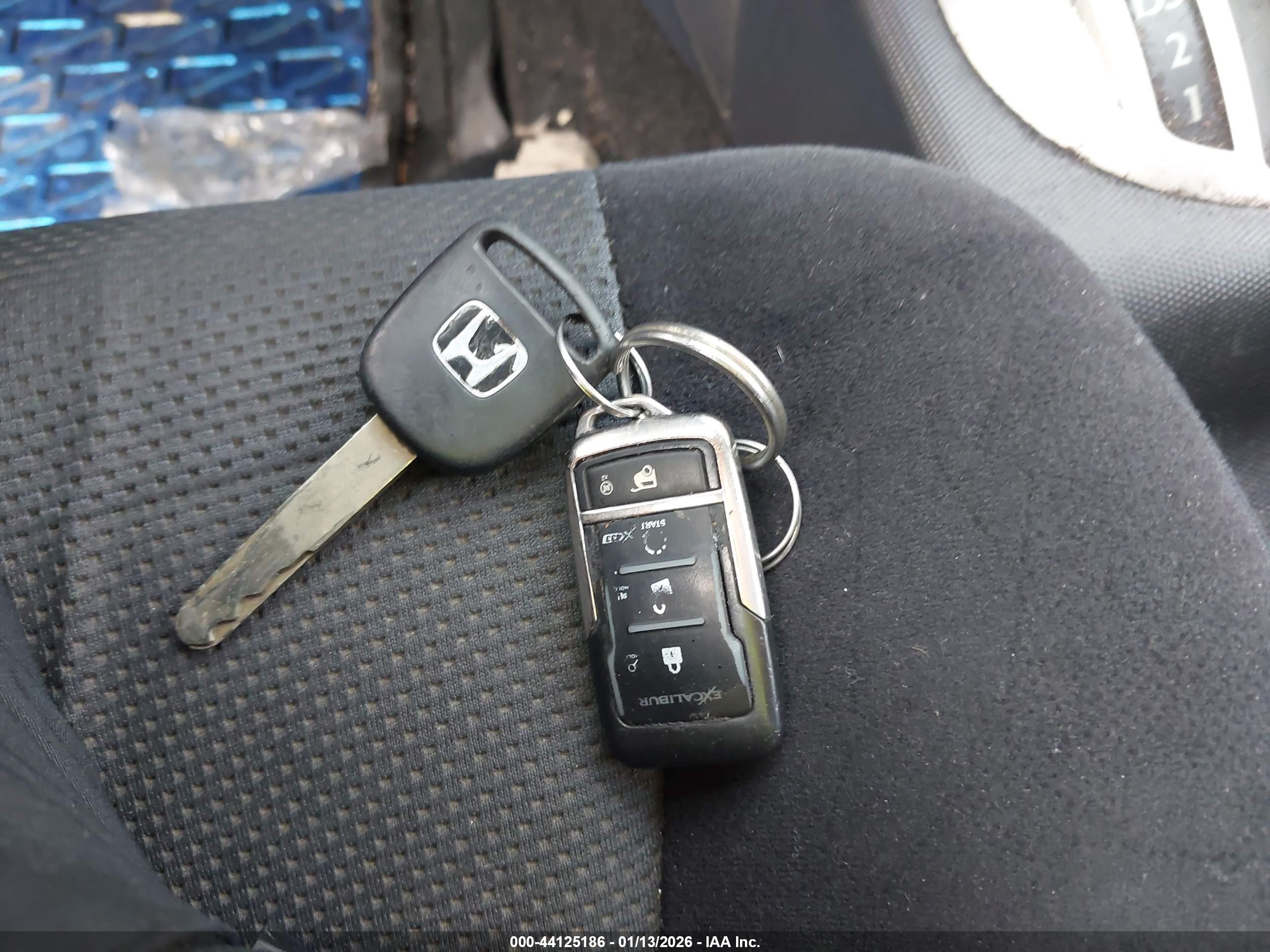 HONDA FIT image 11
