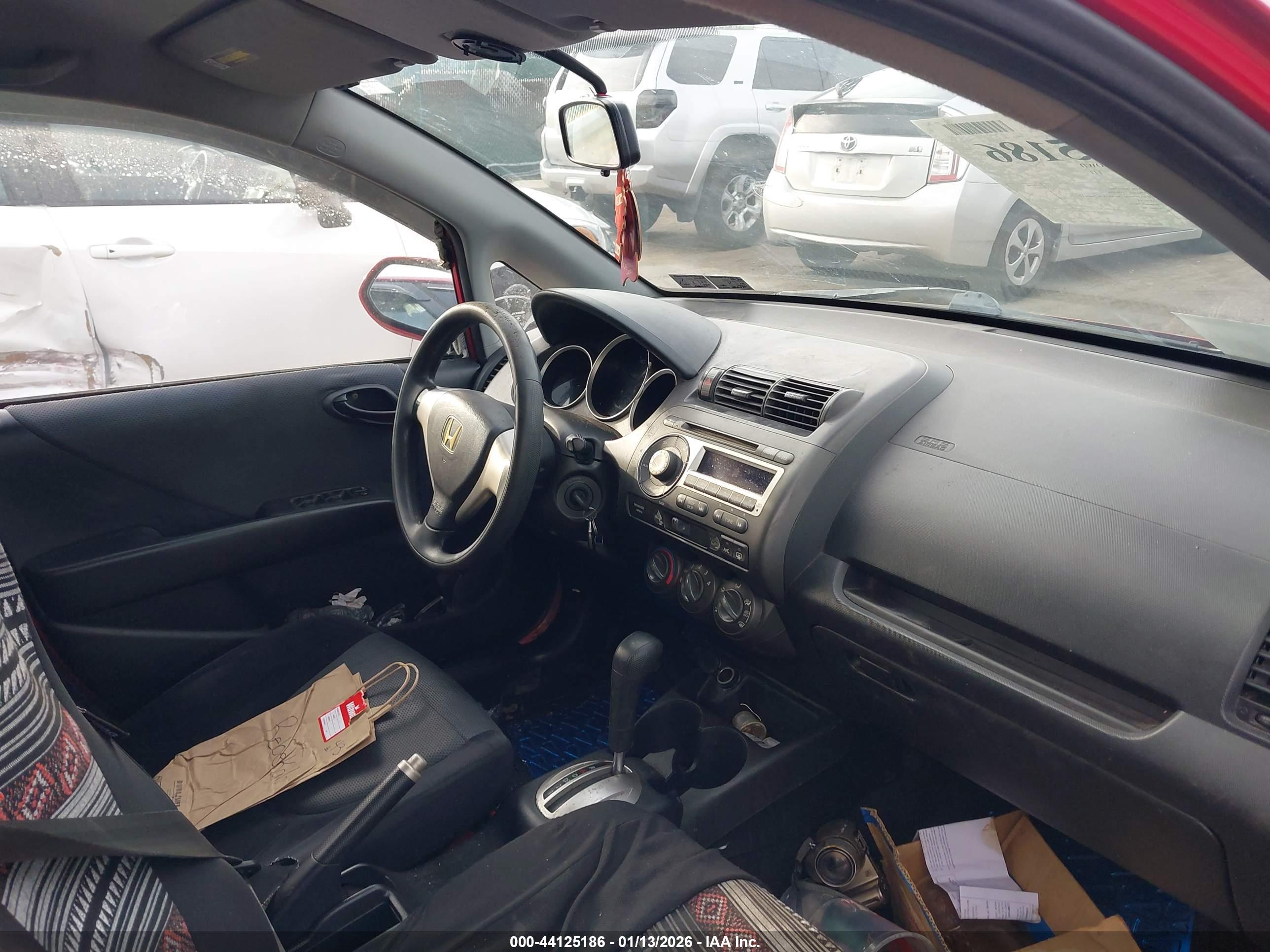 HONDA FIT image 5