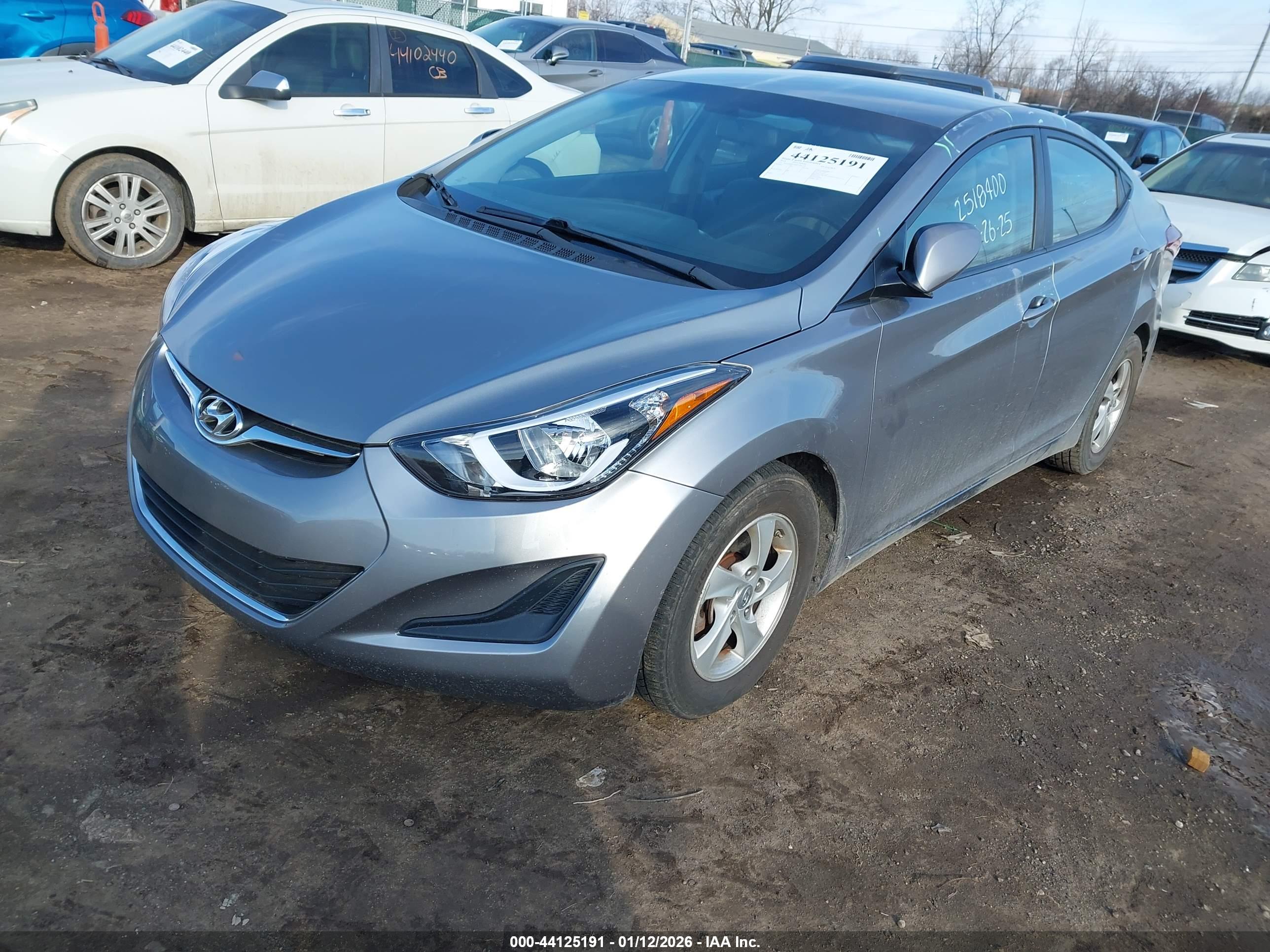 HYUNDAI ELANTRA image 2