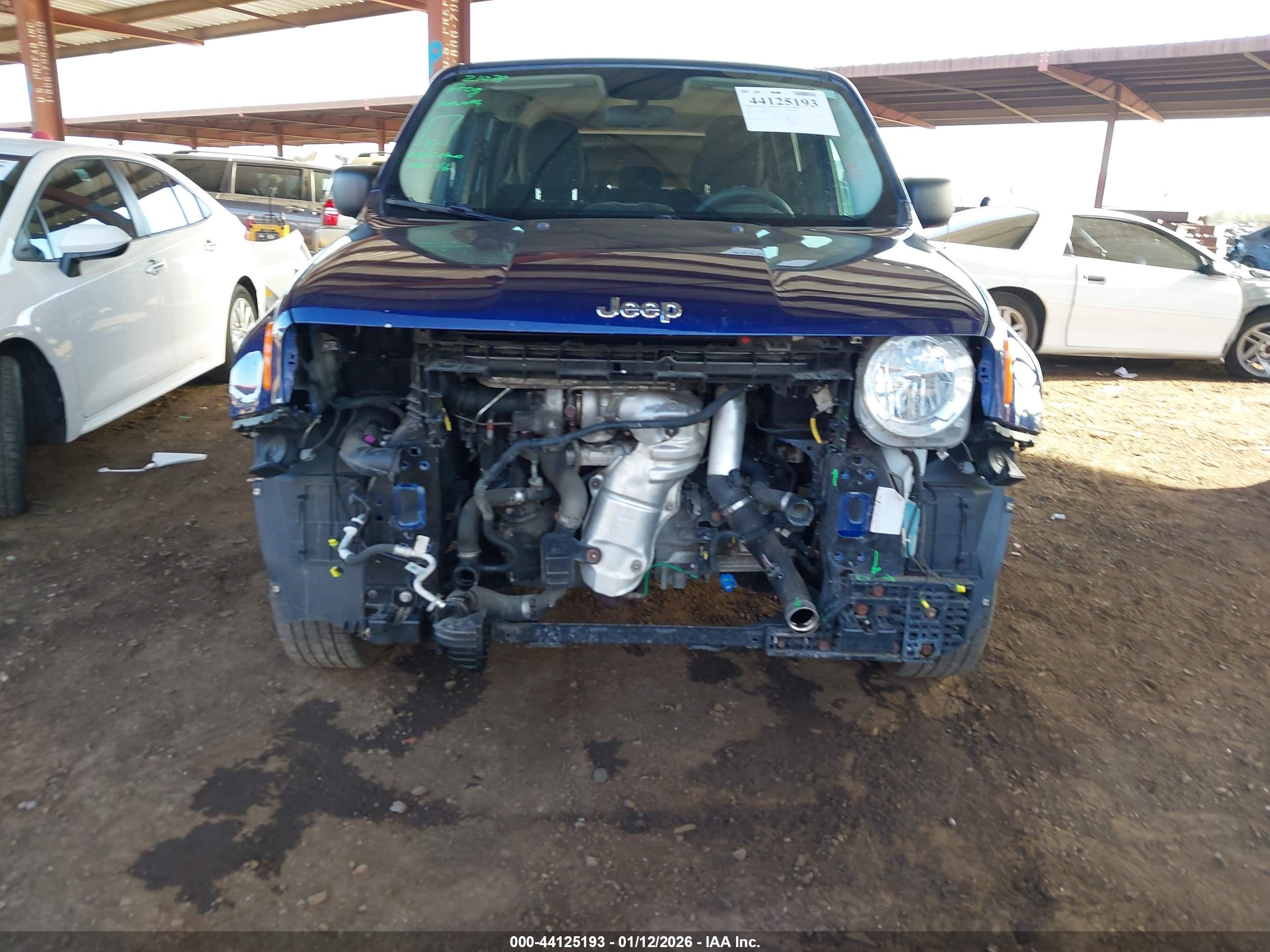 JEEP RENEGADE image 6
