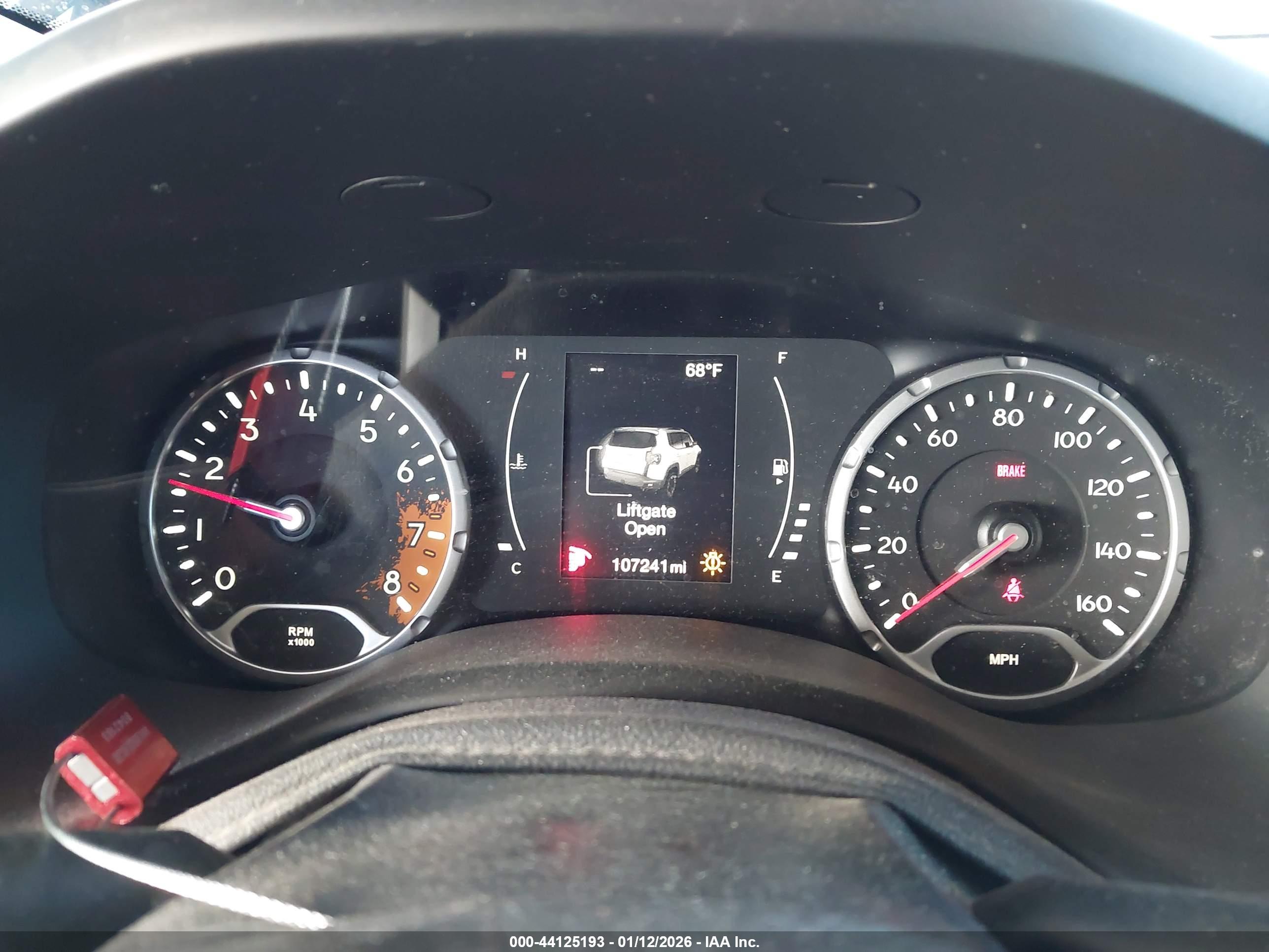 JEEP RENEGADE image 7