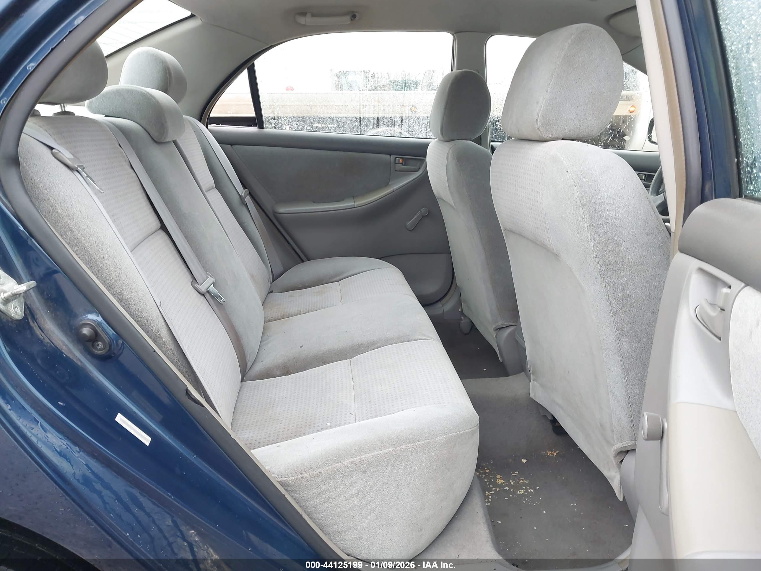 TOYOTA COROLLA image 8