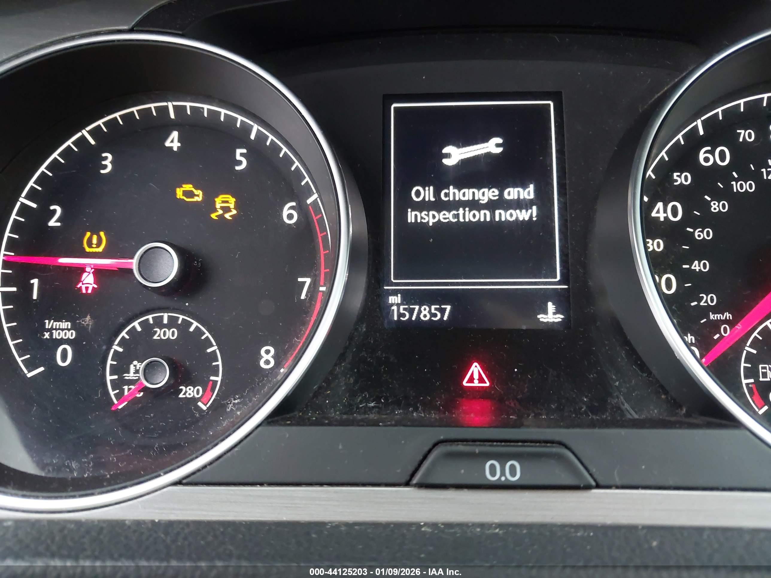 VOLKSWAGEN GOLF image 7