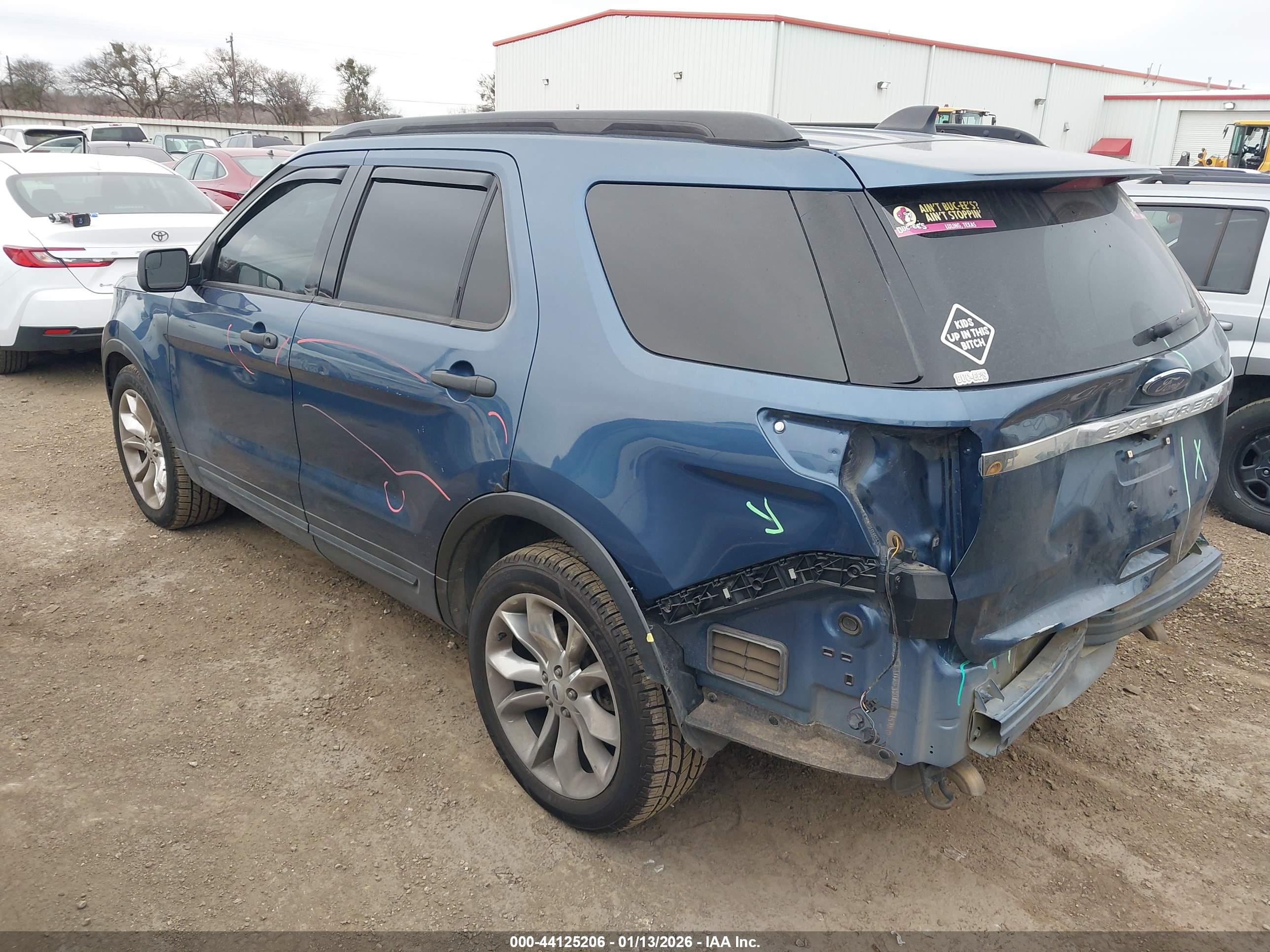 FORD EXPLORER image 3