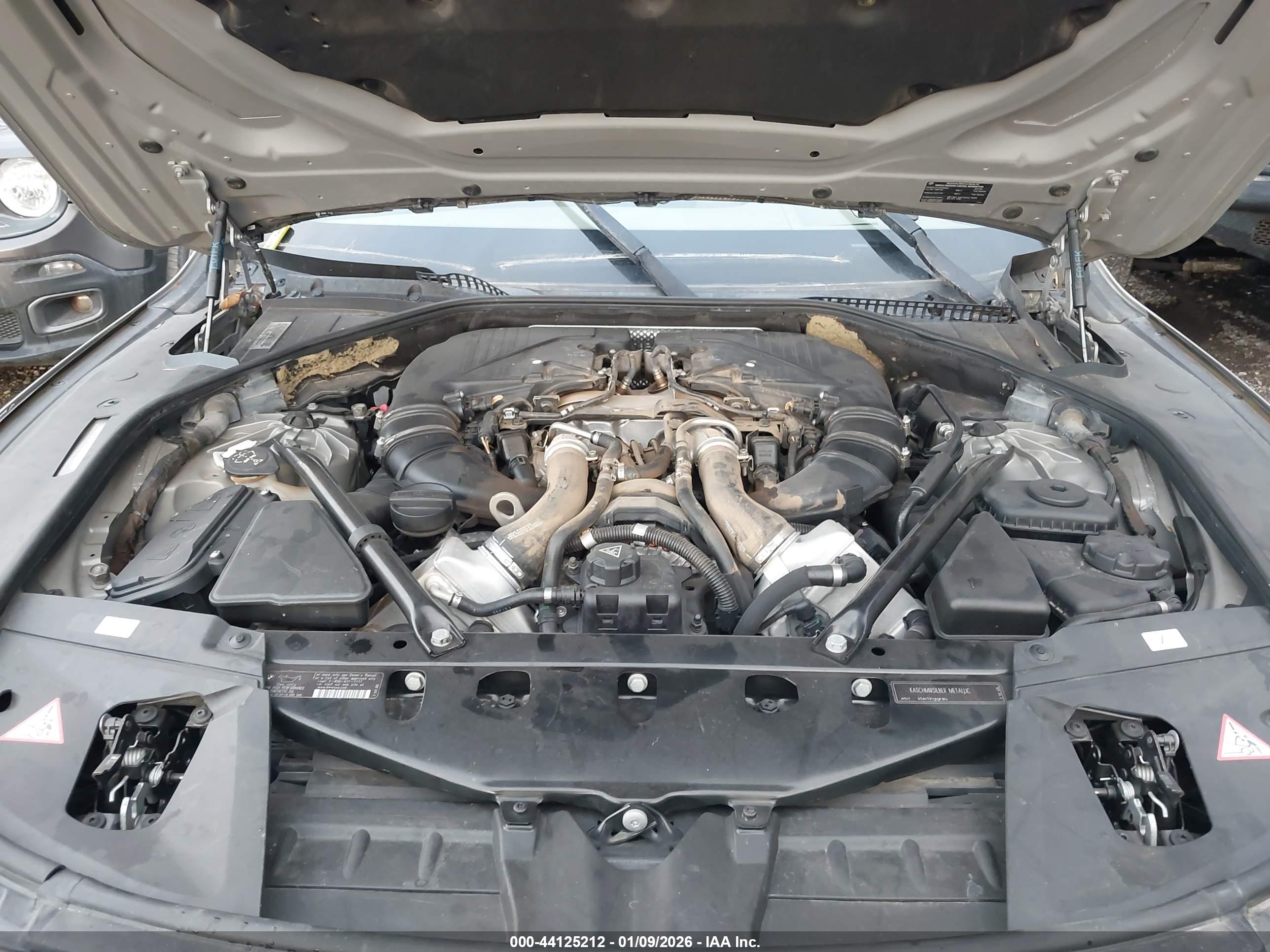 BMW 750LI image 10