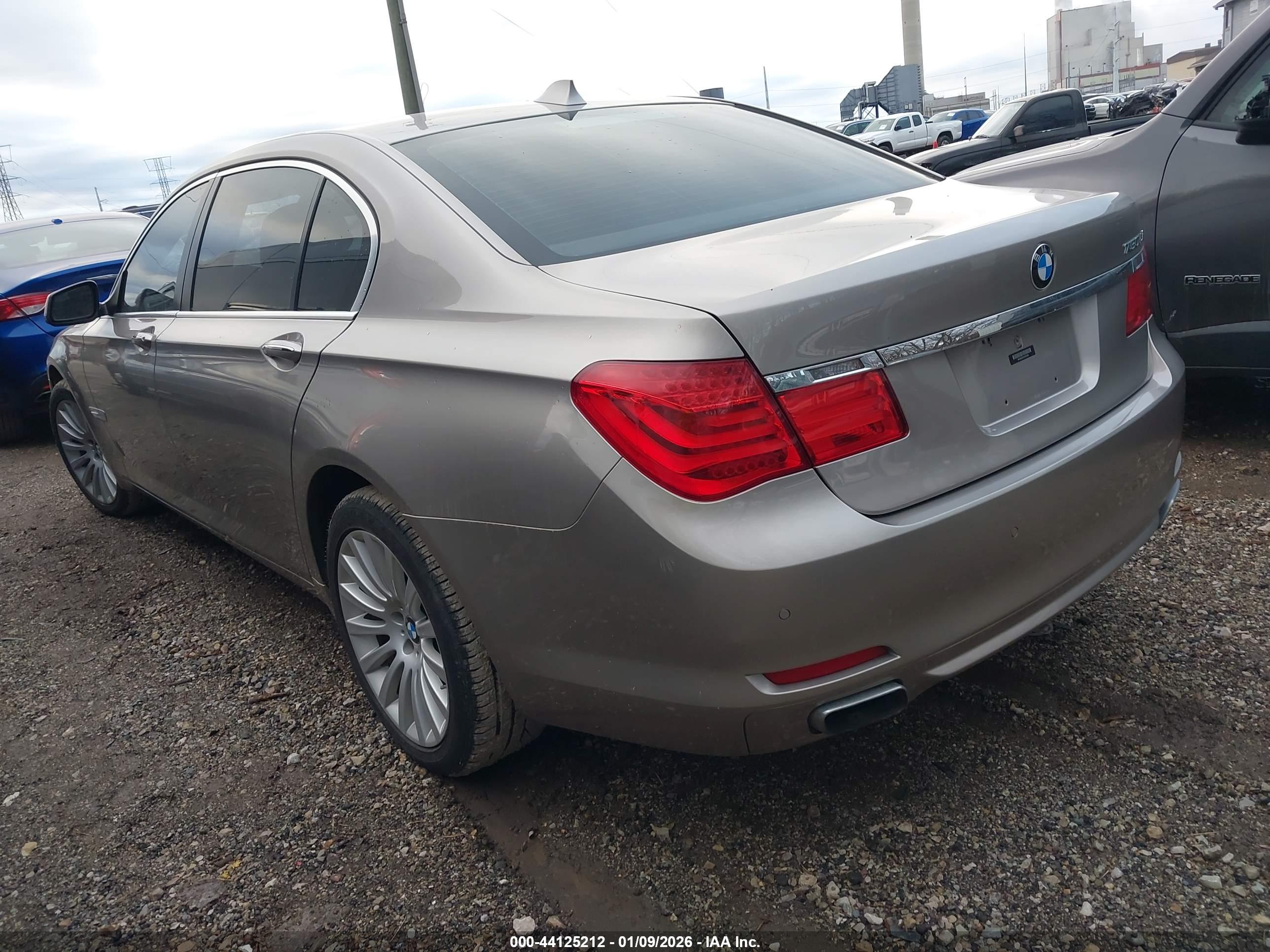 BMW 750LI image 3