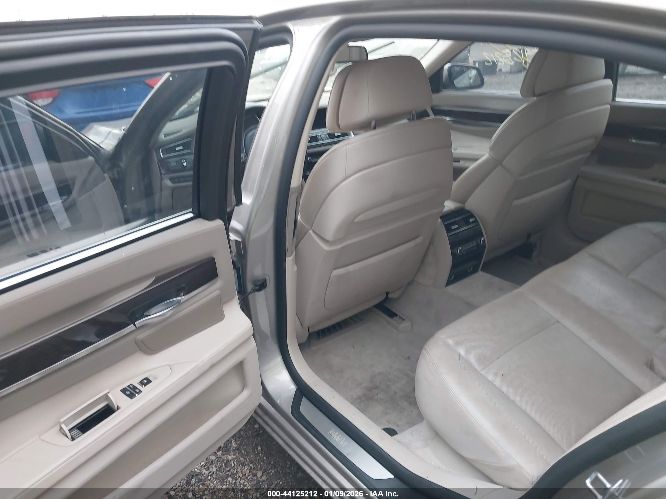 BMW 750LI image 8